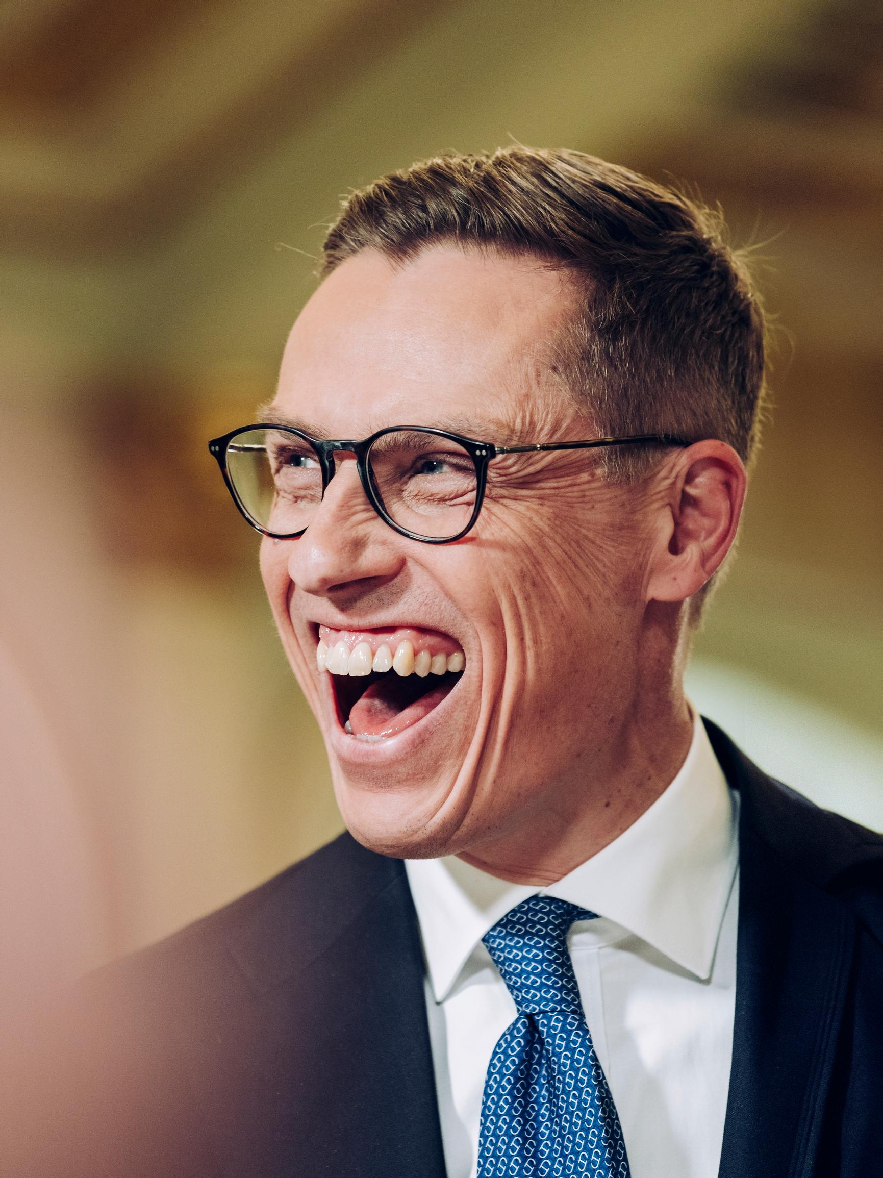 Mikä on presidentti Alexander Stubbin sotilasarvo? Entä Suomen virallinen Juhannuskaupunki? Testaa tietosi  