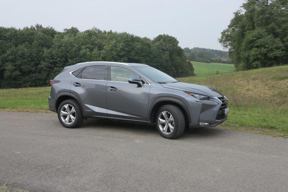 Lexus NX 300h – kunnollinen kilpailija | Tuulilasi