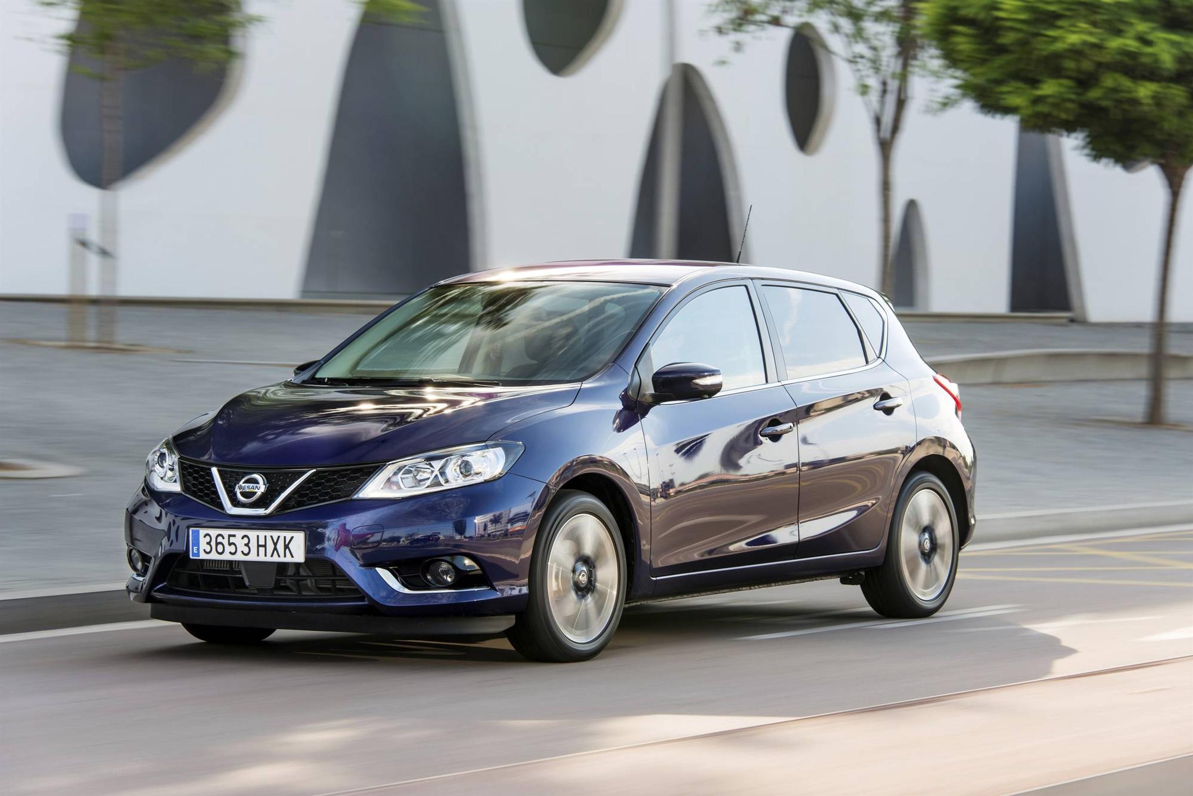 Nissan Pulsar – turvakilven ympäröimänä