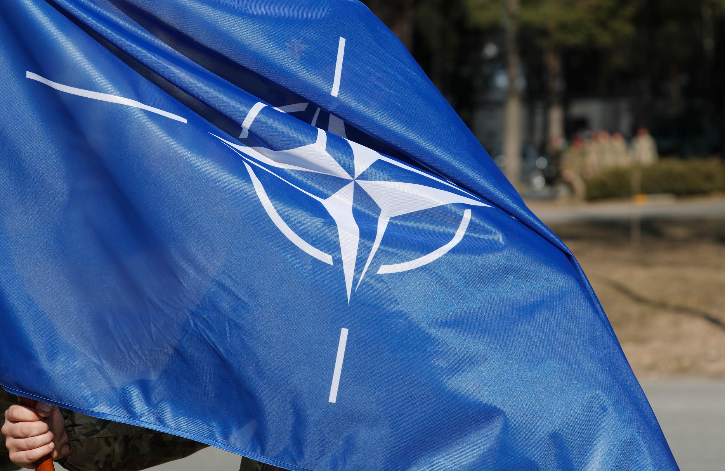 Suomen Nato-hakemukseen voi riittää eduskunnan yksinkertainen enemmistö – valtiosääntöoikeuden dosentti Pauli Rautiainen kertoo mistä on kyse