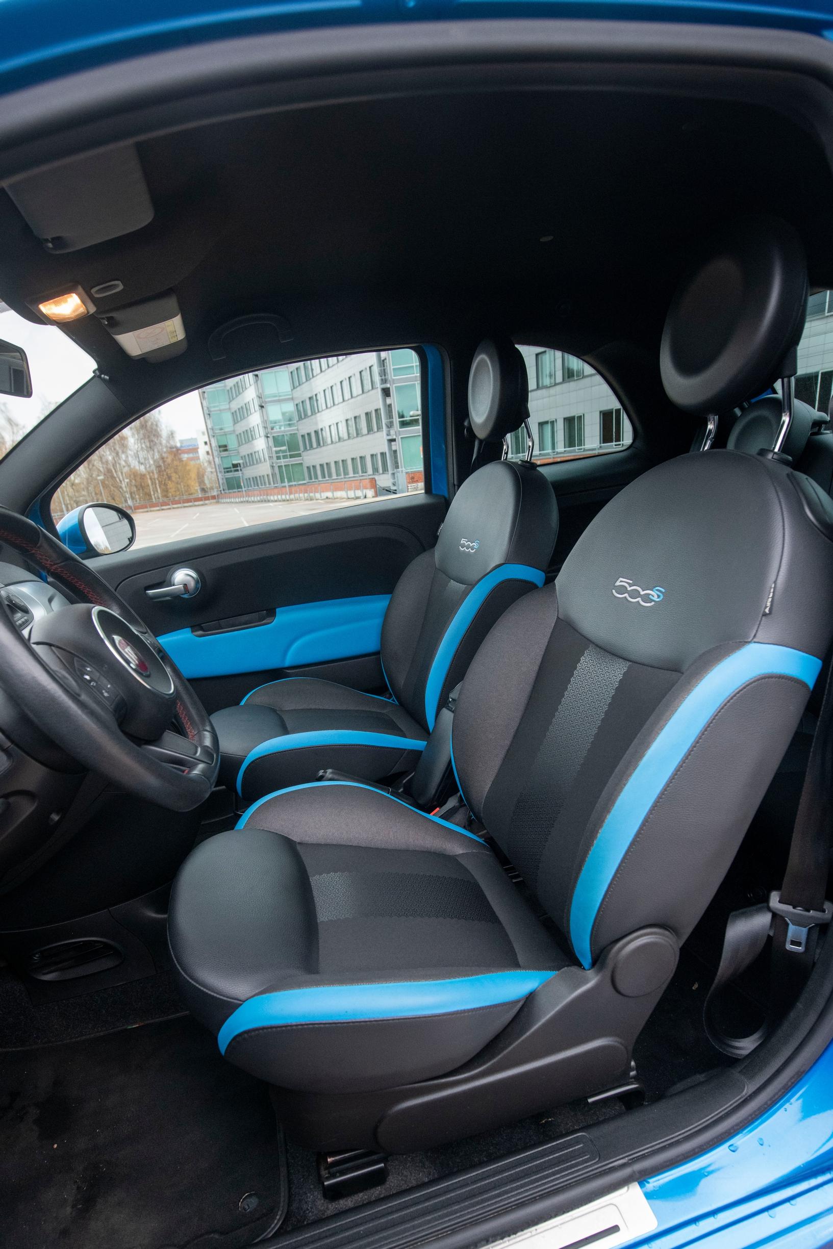 Fiat 500 vm. 2015 Sport 1.2 8V 69 hv Dualogic S&S etupenkki