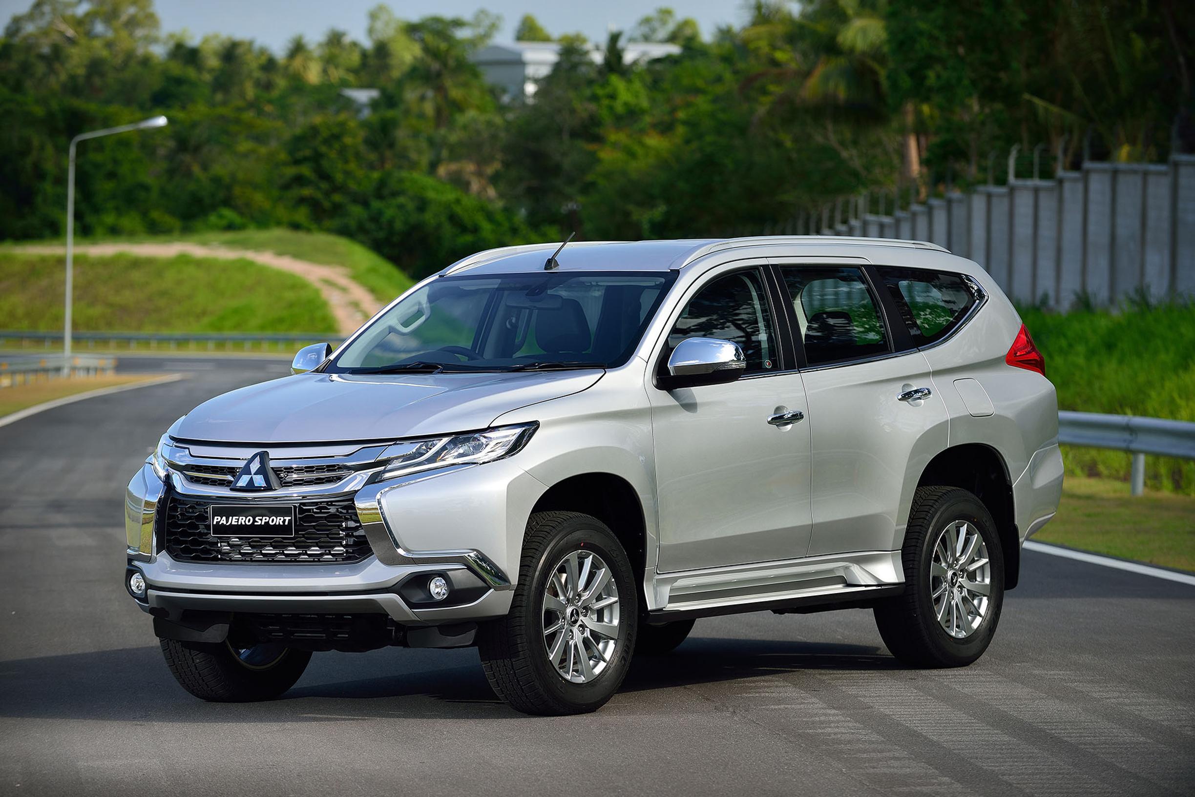 Tällä Mitsubishin näyttävällä maasturilla on monta nimeä