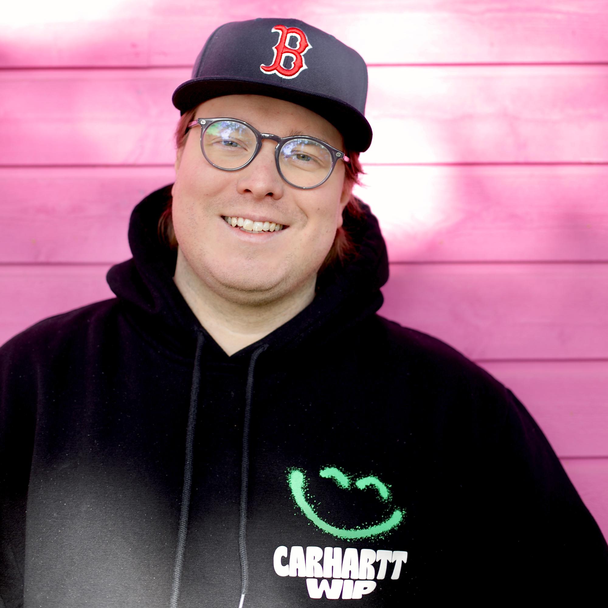 Hätä-Miikka tunnustaa: ”Minä join ne Jouni Hynysen Carillot”