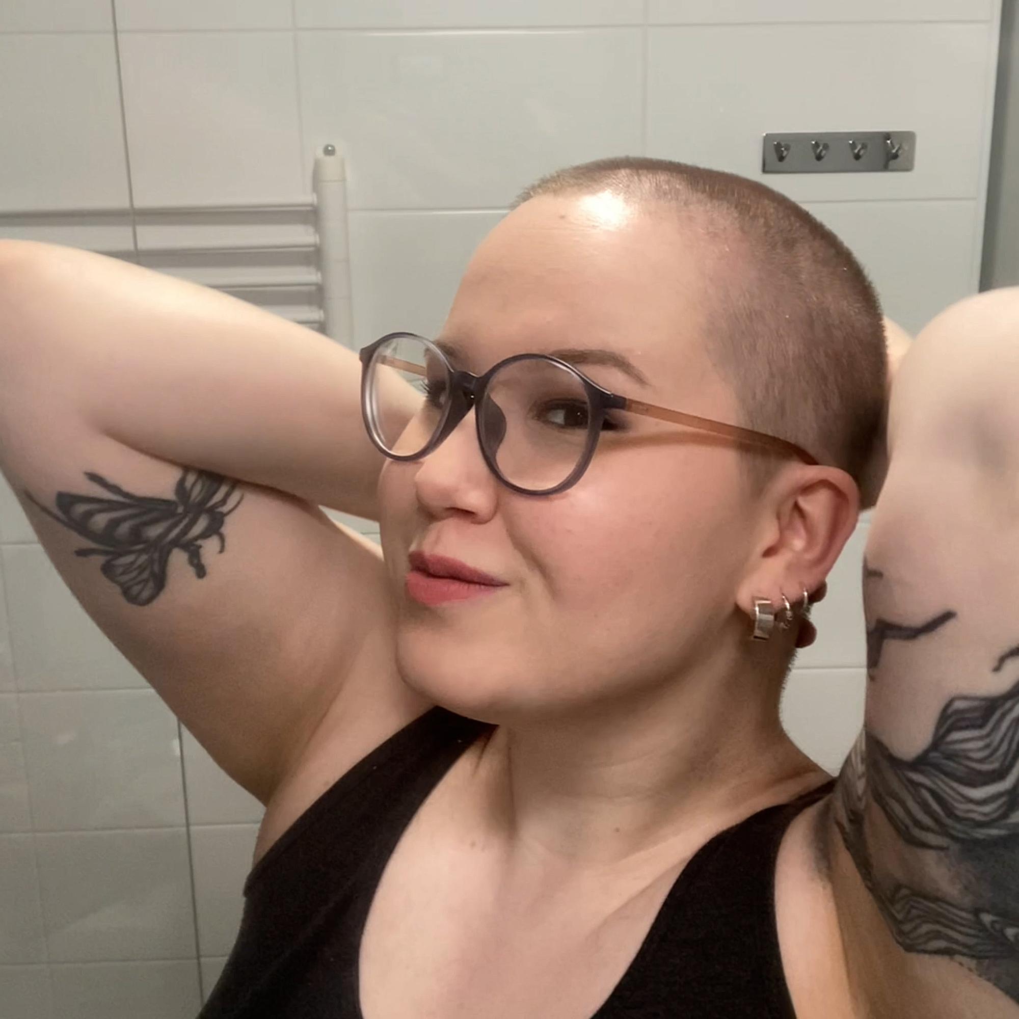 Ajelin hiukseni pois, koska halusin tehdä niin, ja se oli mahtavaa