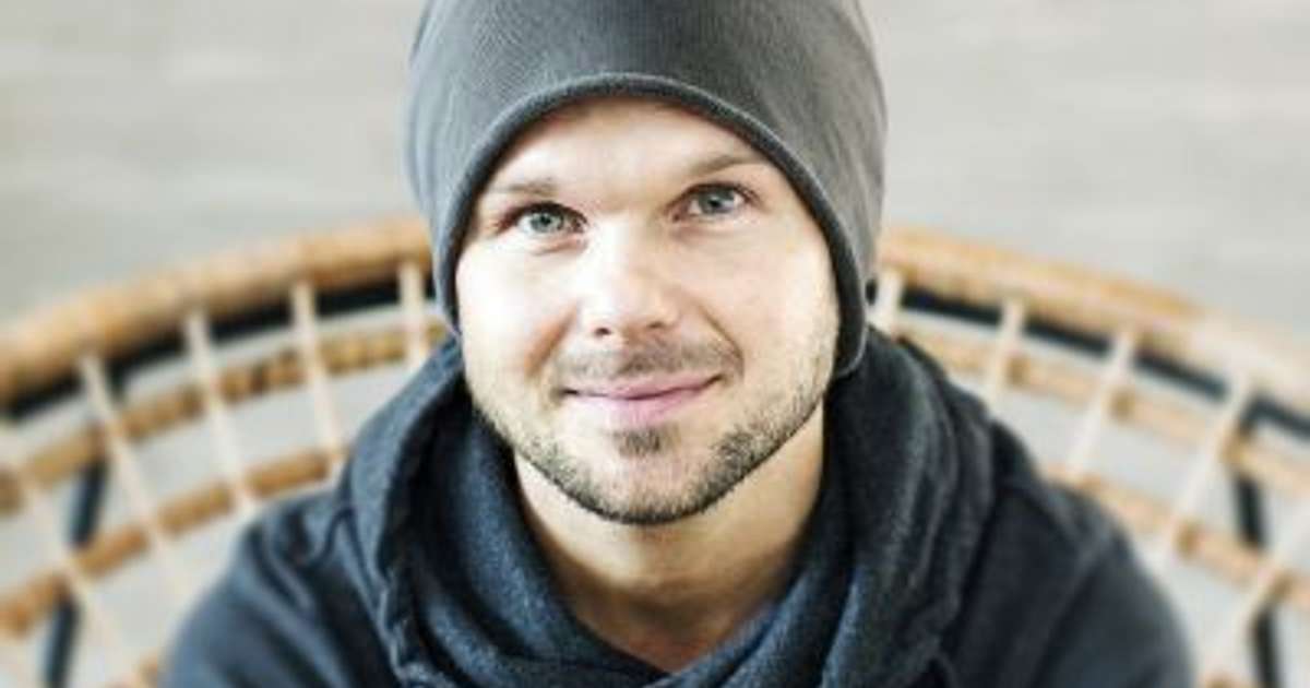 Suomessa kritisoitu Lauri Ylönen kiittelee Amerikassa minua