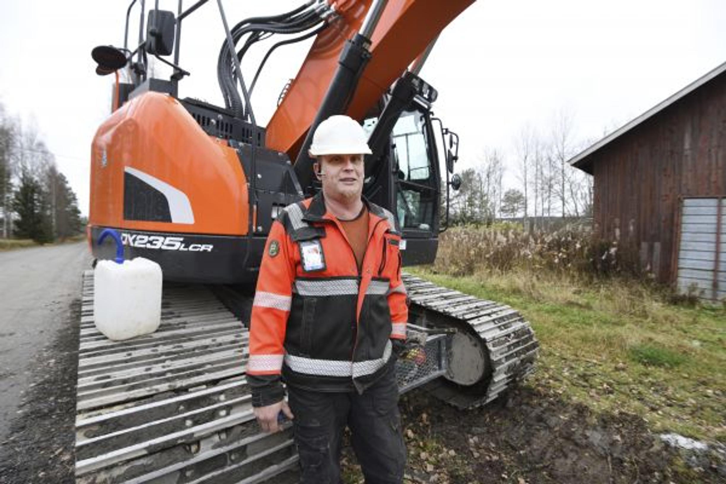 Alanvaihto toi onnen: lehmistä luopuminen oli viedä Sauli Räisäsen, 41, terveyden