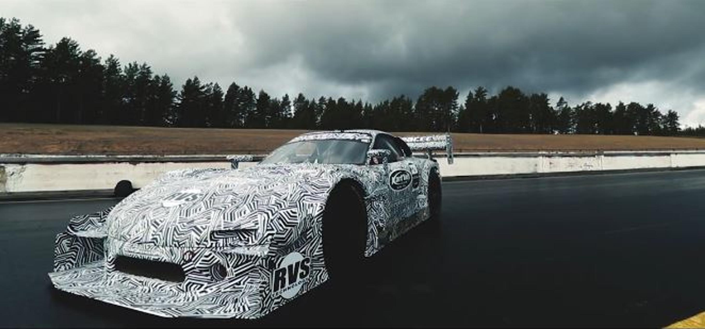 Koeajo: Mazda RX-7 - Mikko Hirvonen: "Tämä on häiriintynein nelisylinterinen auto”