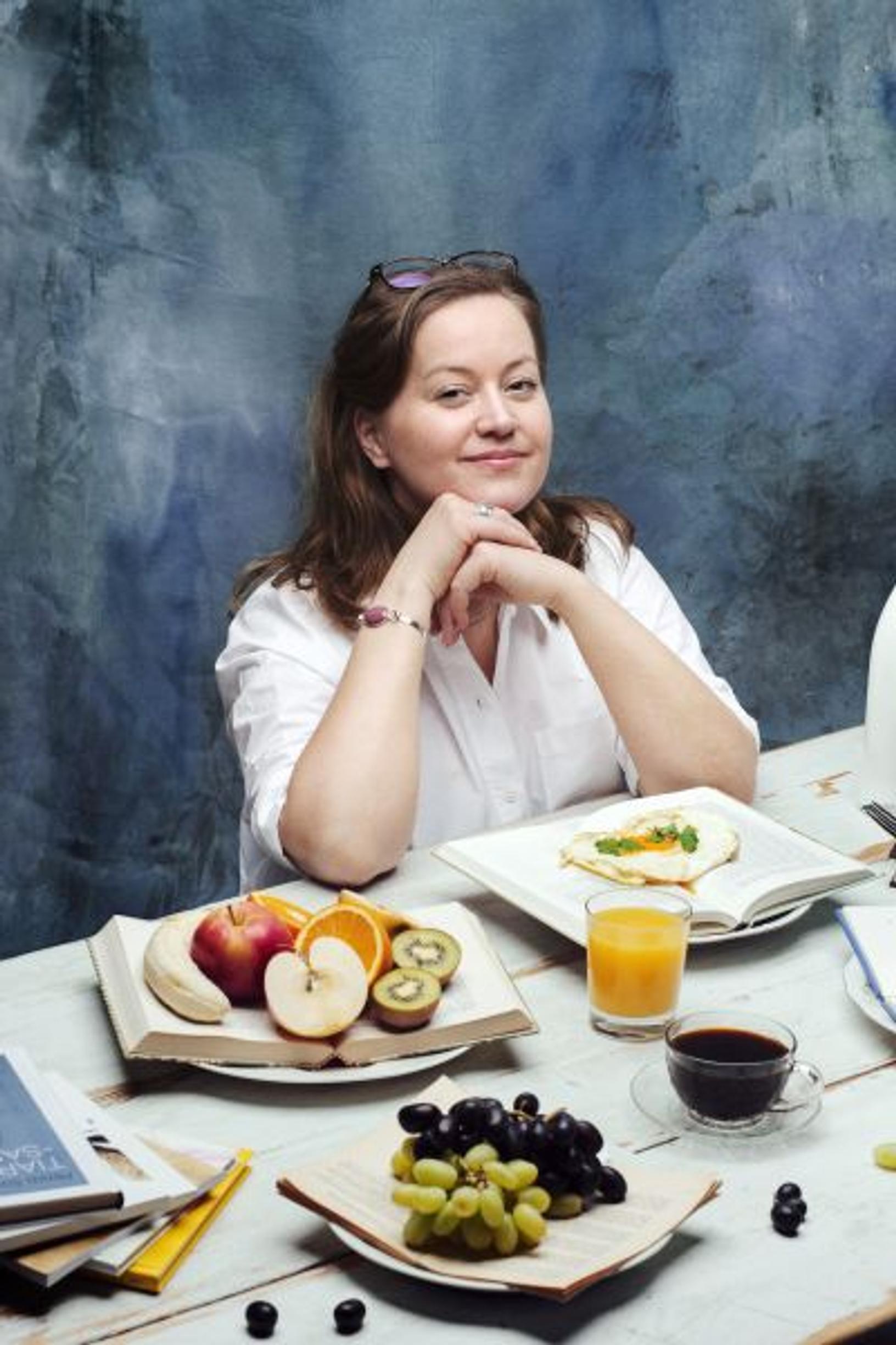 Kirjallisuuden uudistaja / Anna-Riikka Carlson / Imagen sankarit 2017