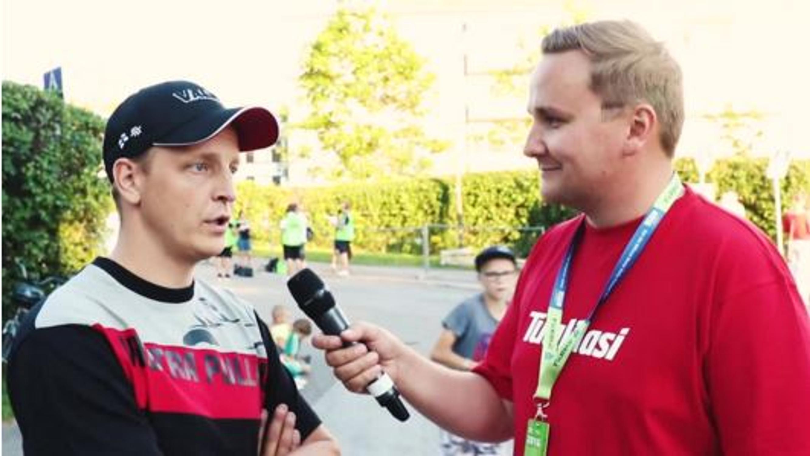 Suomalaisnuorukainen lentää Neste Rallissa - "Näin kova vauhti on yllättänyt"