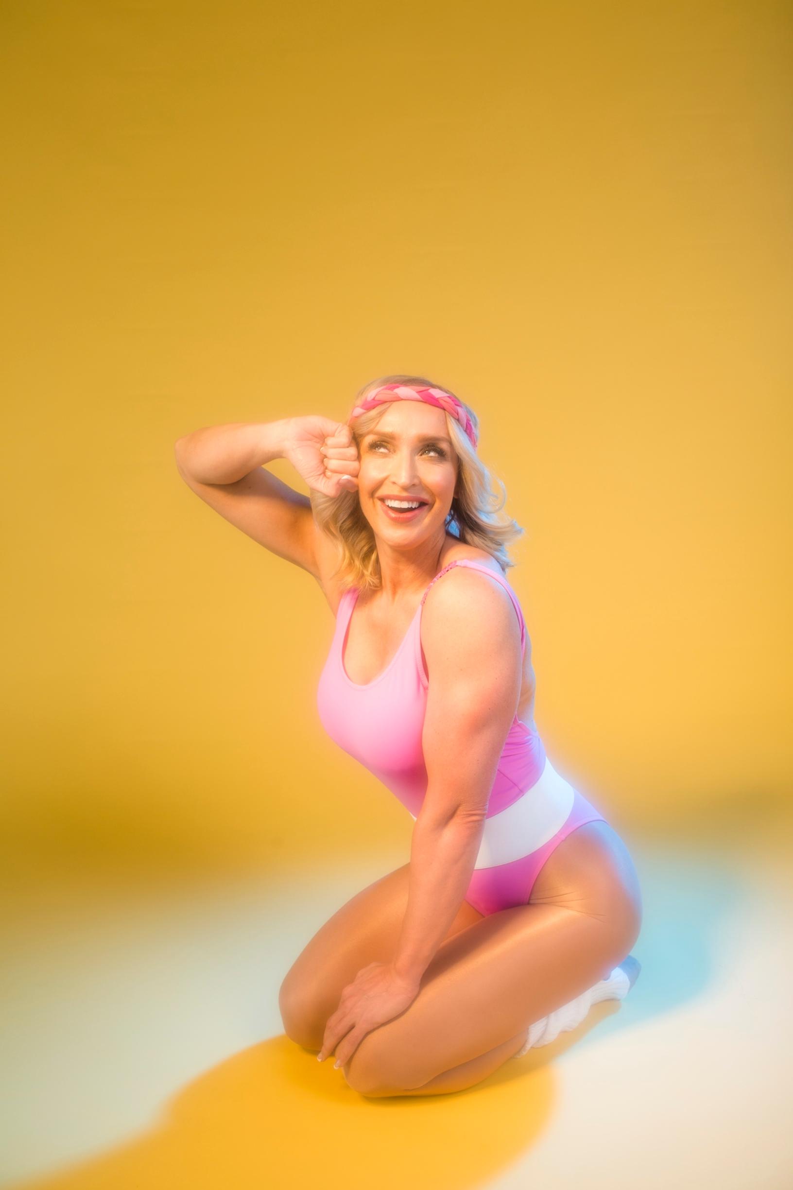 Minä, minempi, minin / Mikä yhdistää fitness-buumia ja meditaatiota? Jutta Gustafsberg tietää
