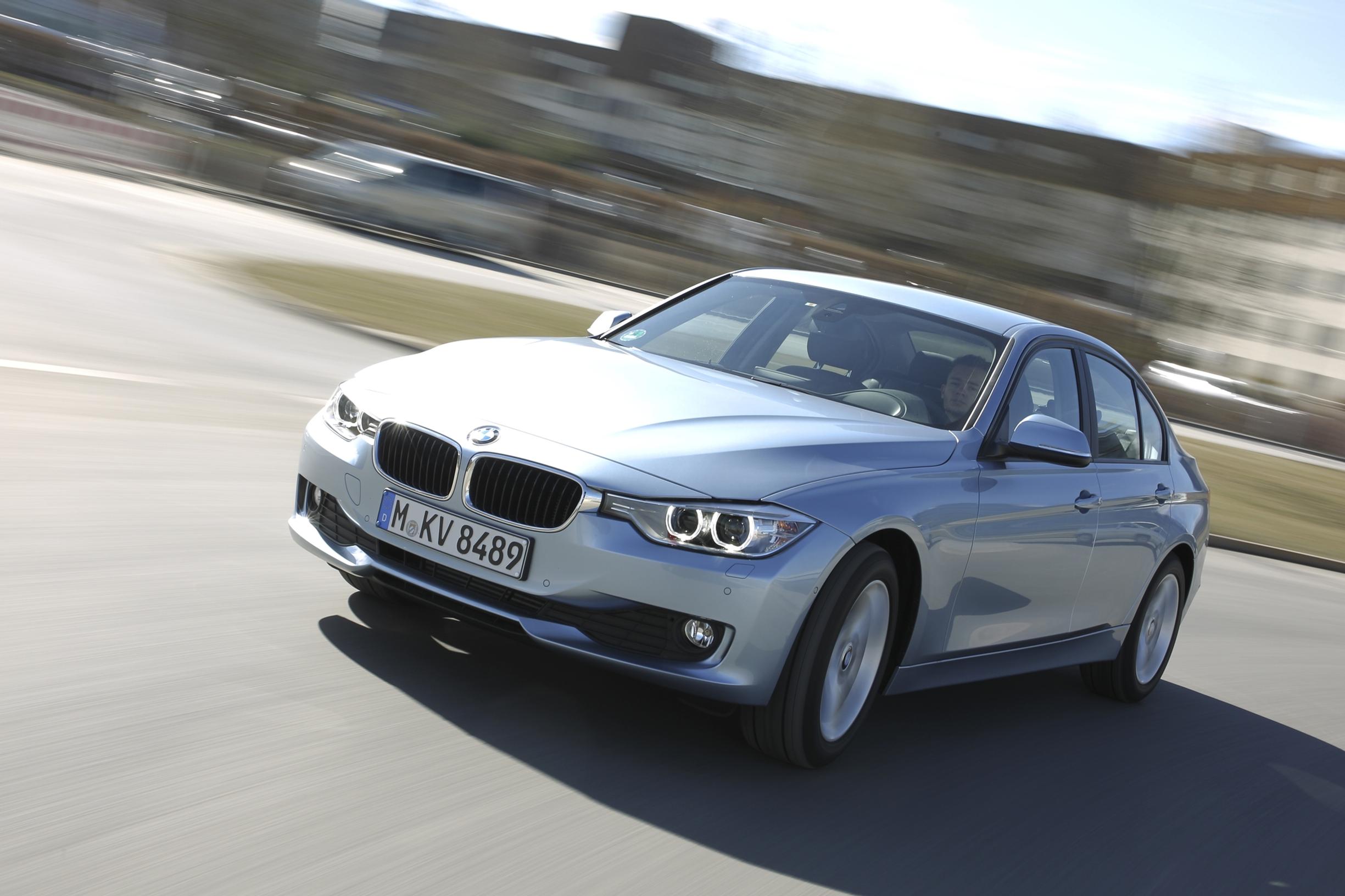 Koeajossa: BMW 320i EDE – Onko bensiiniturbomalli yhtä taloudellinen kuin dieselsisaruksensa?