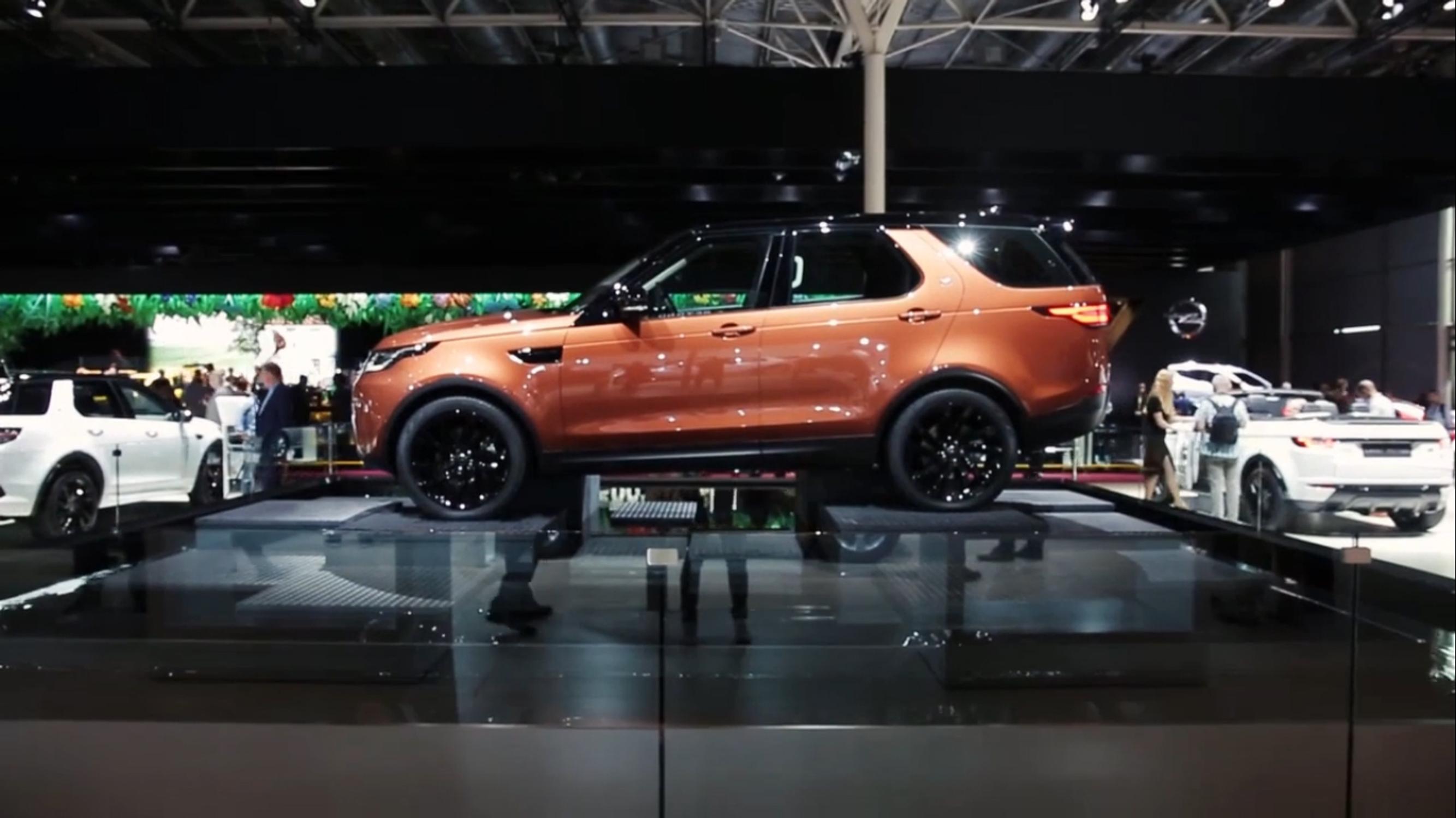 Pariisi 2016 LIVE: Uusi Land Rover Discovery - ”ehdoton tulevaisuuden klassikko”
