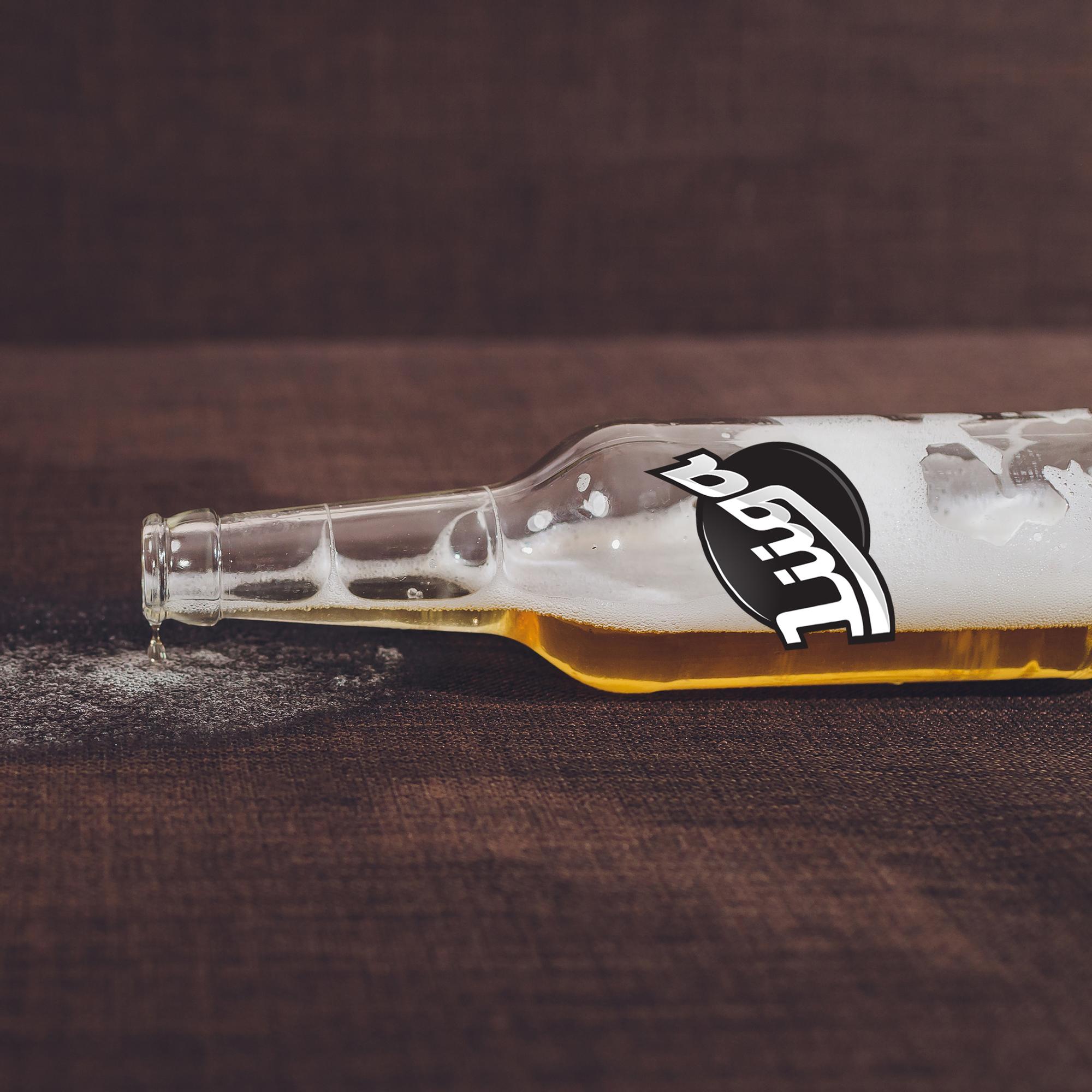 Liigan "suuri uudistus" olikin suutari, kentällä heräsi kiukku – "Viimeisiä korahteluja!"