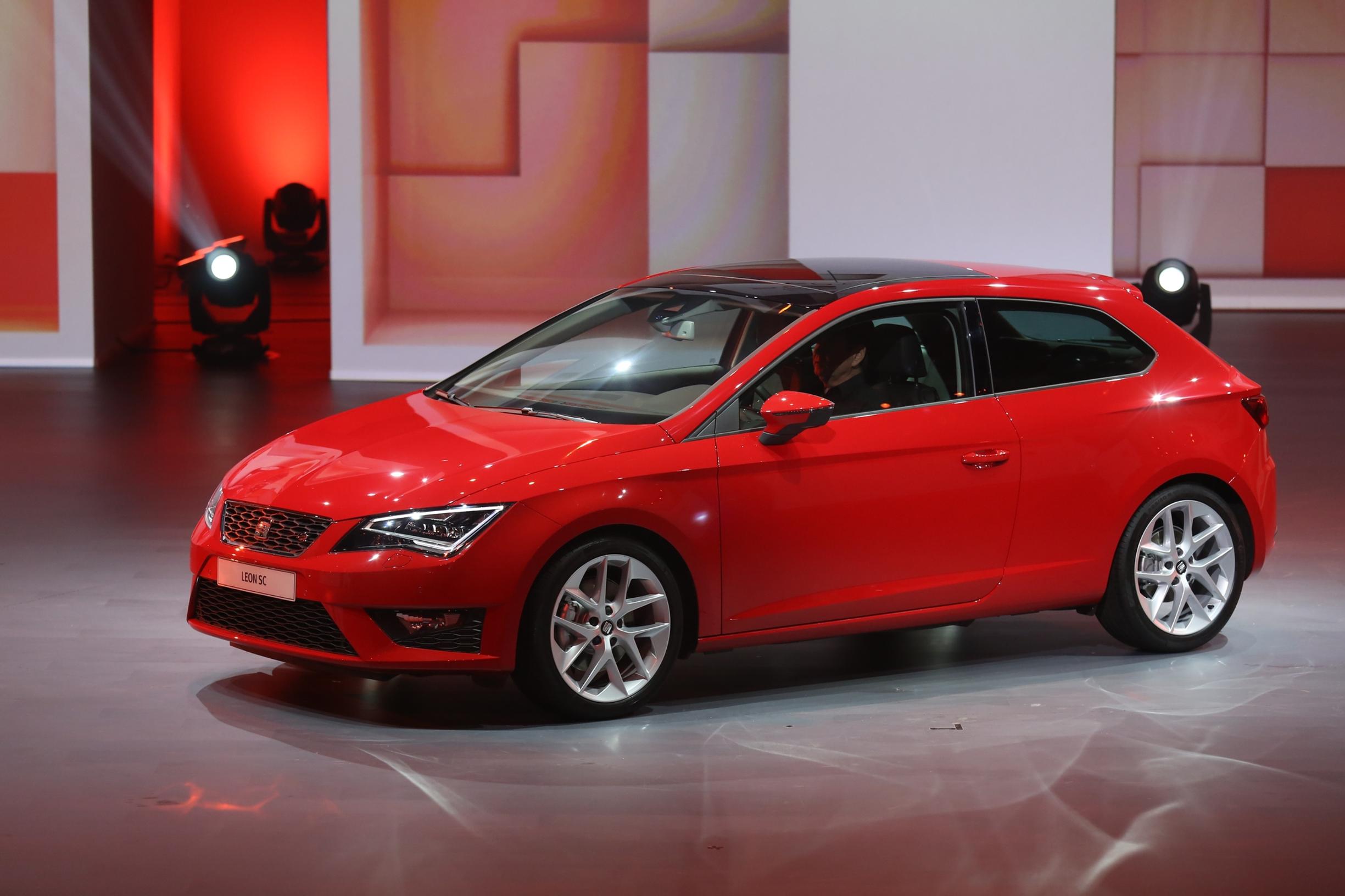 Koeajossa perus-Leonin sporttinen veli – Seat Leon SC