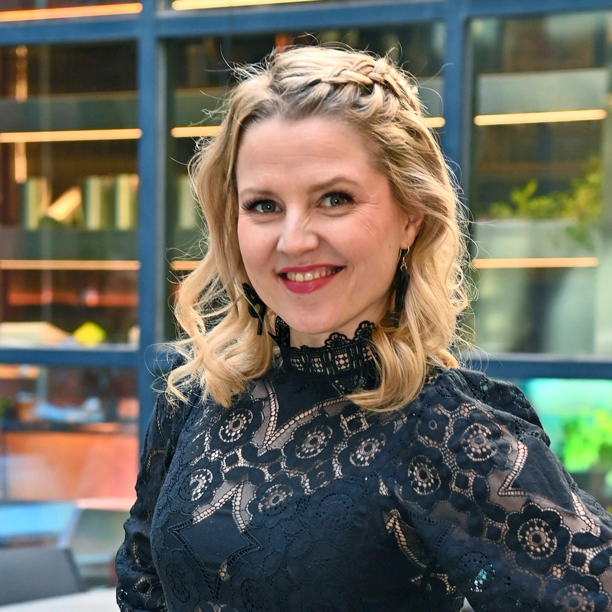 Helmi-Leena Nummela vihaa oikeistohallitusta: ”Se, että jokainen on oman onnensa seppä, on kauheaa bullshittiä”