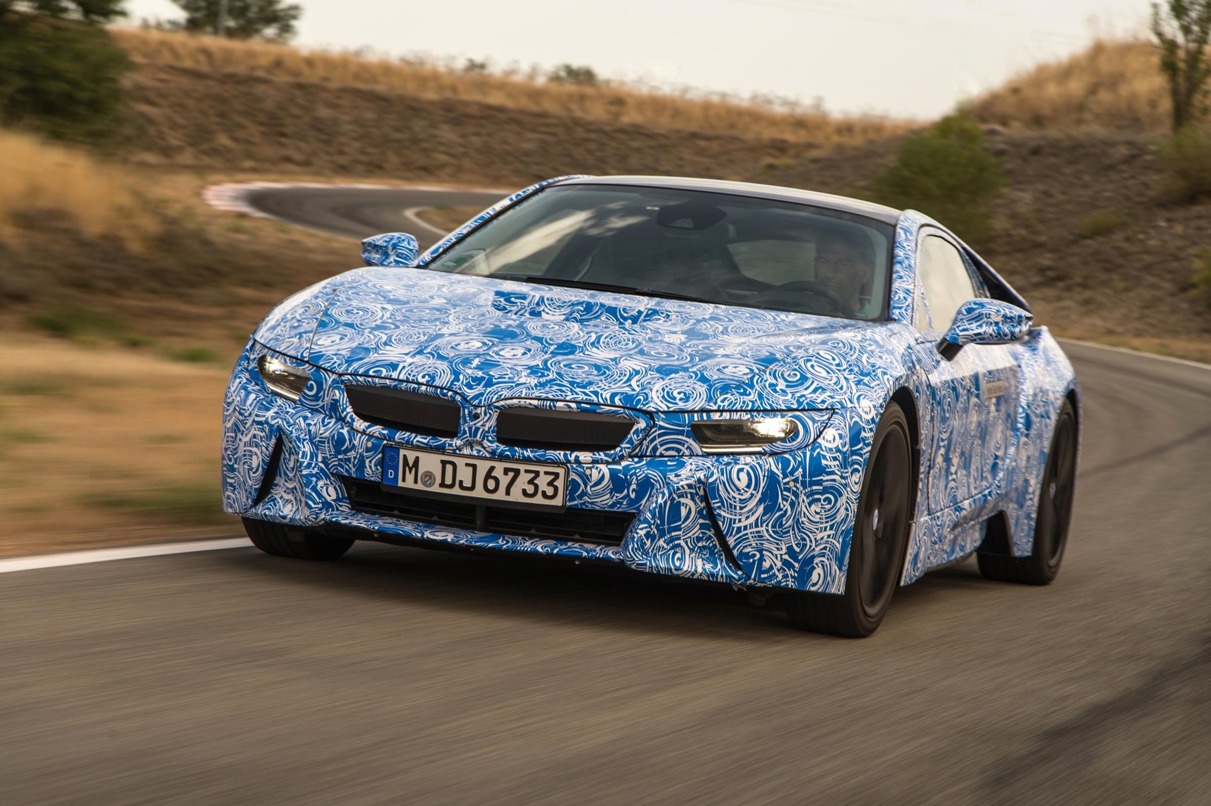 Ensituntuma: BMW i8 -pistokehybridi – hitunen legendaa