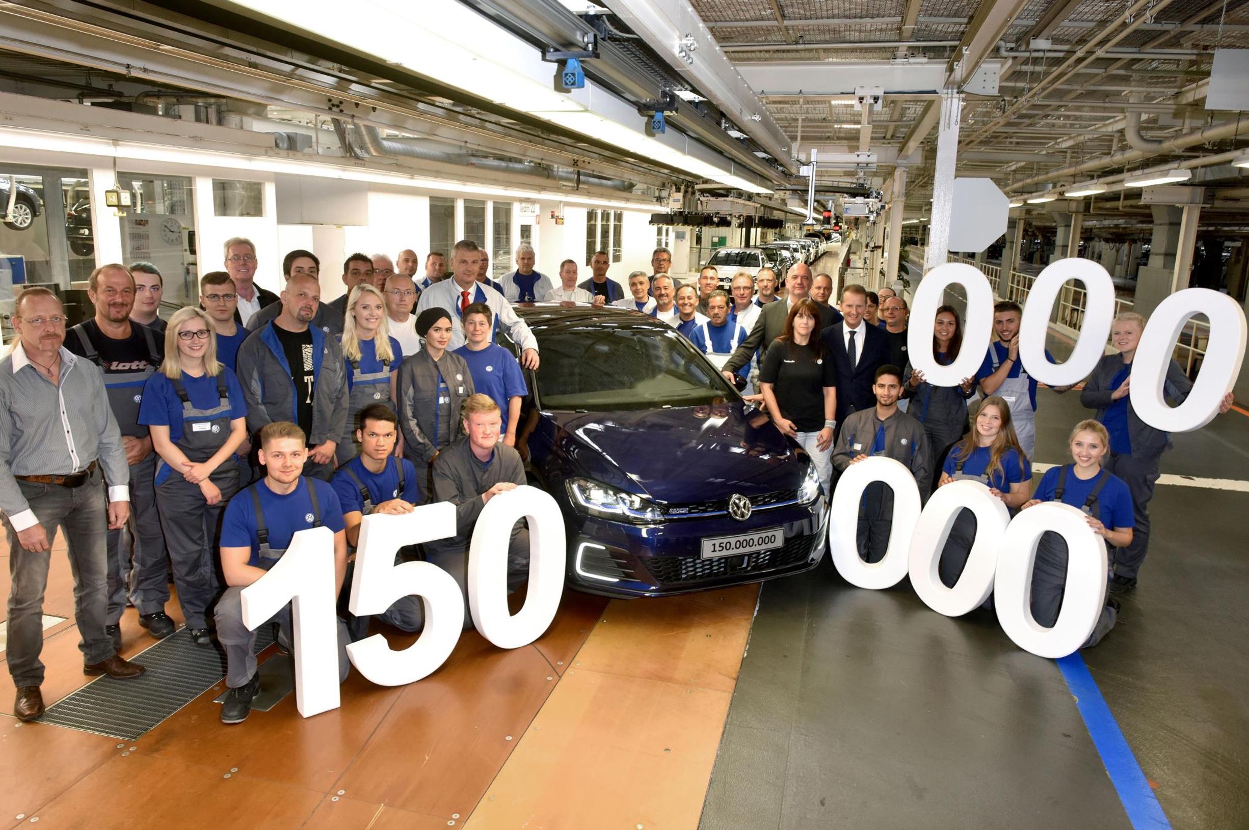 Volkswagenin tehtaalta putkahti 150 miljoonas auto