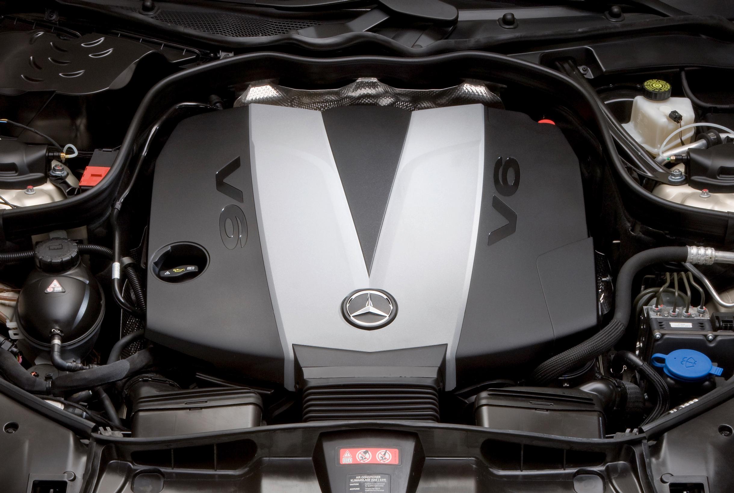 Mercedes vetää hetkellisesti E-sarjan 350d-mallin pois myynnistä Saksassa − syynä paranneltu SCR-järjestelmä