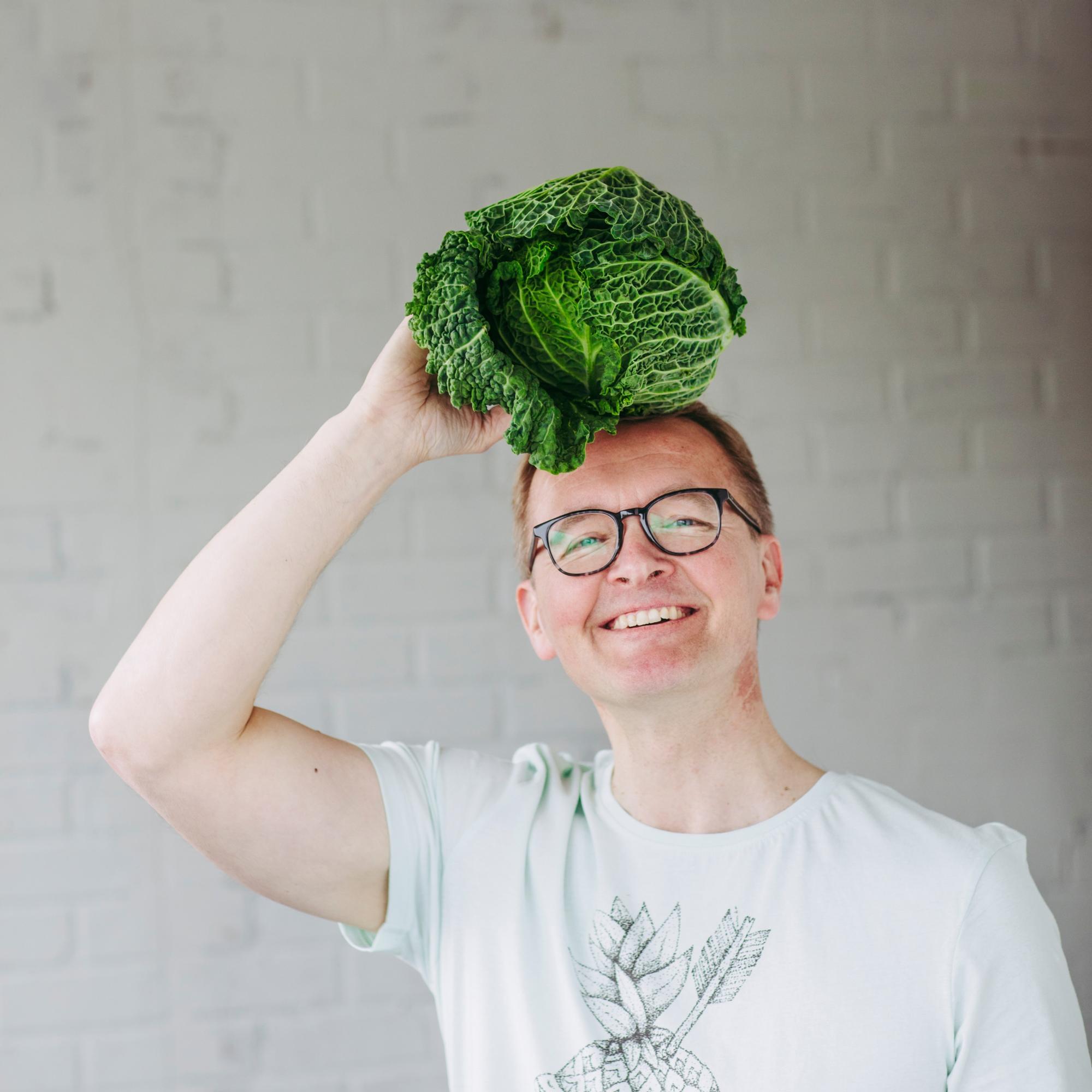 Mistä tiedän, tarvitsenko monivitamiinipillereitä? Ravitsemusterapeutti Reijo Laatikainen vastaa