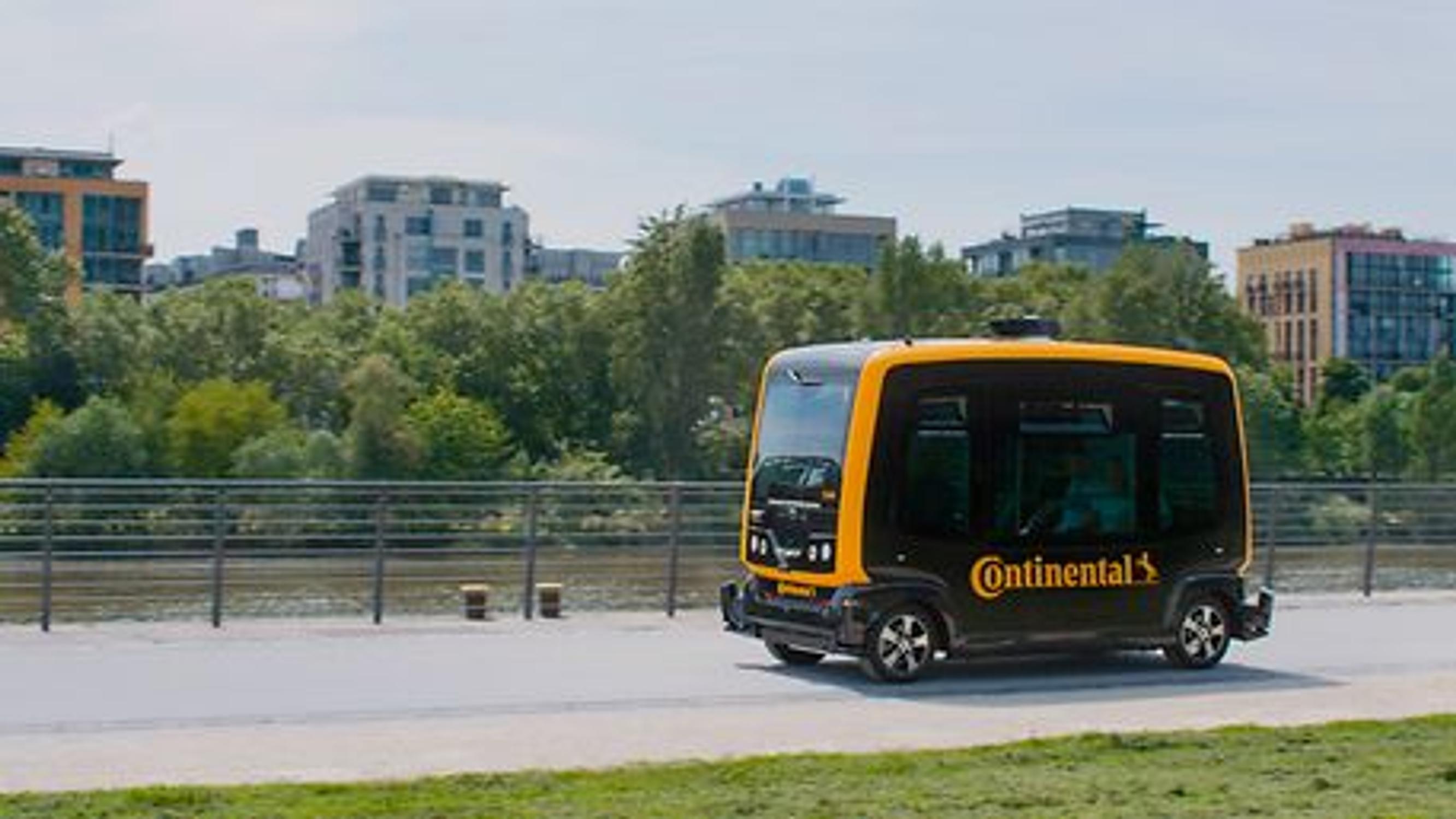 Rengasvalmistaja kehitti sähköisen robottibussin