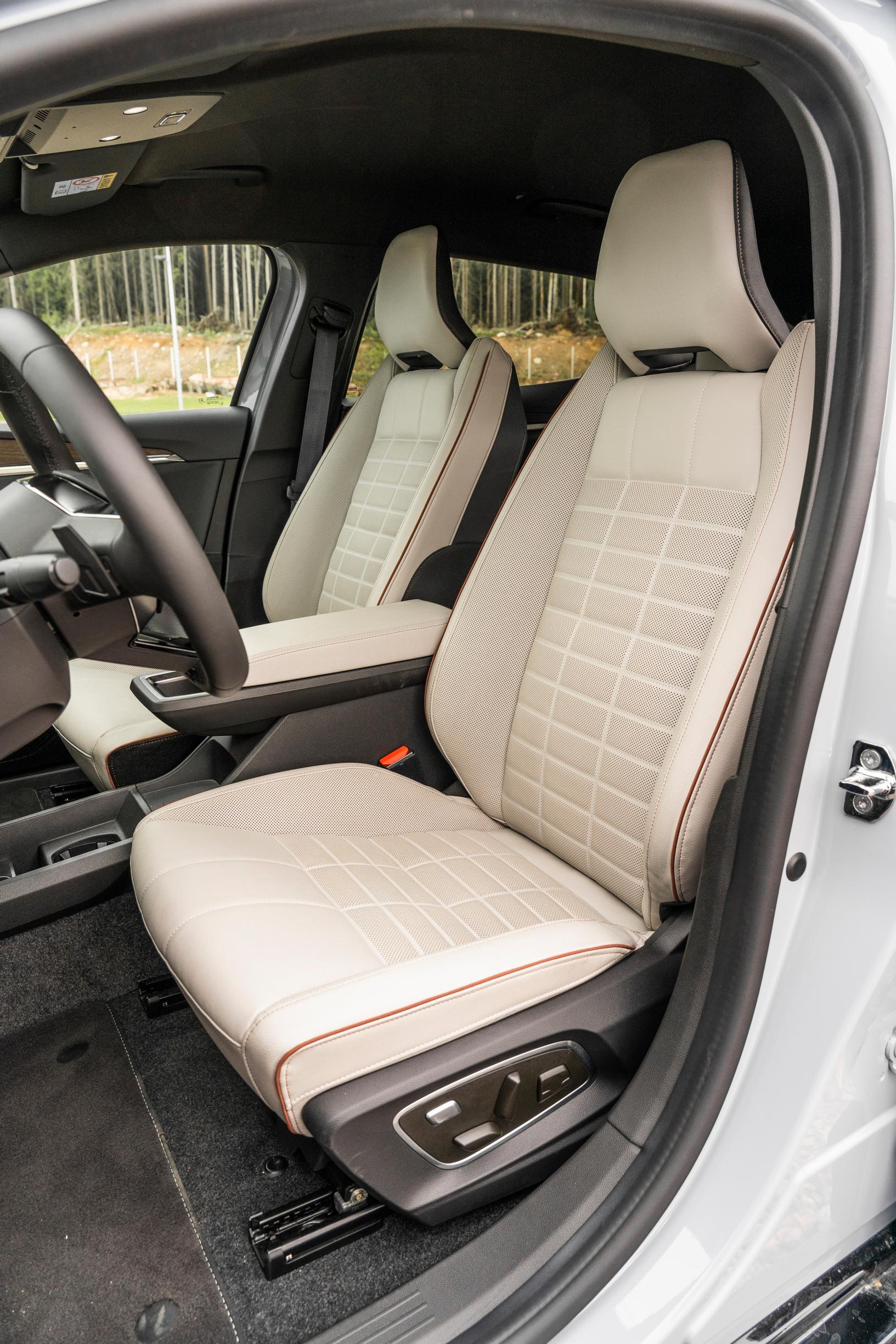 Renault Megane E-Tech Electric Iconic