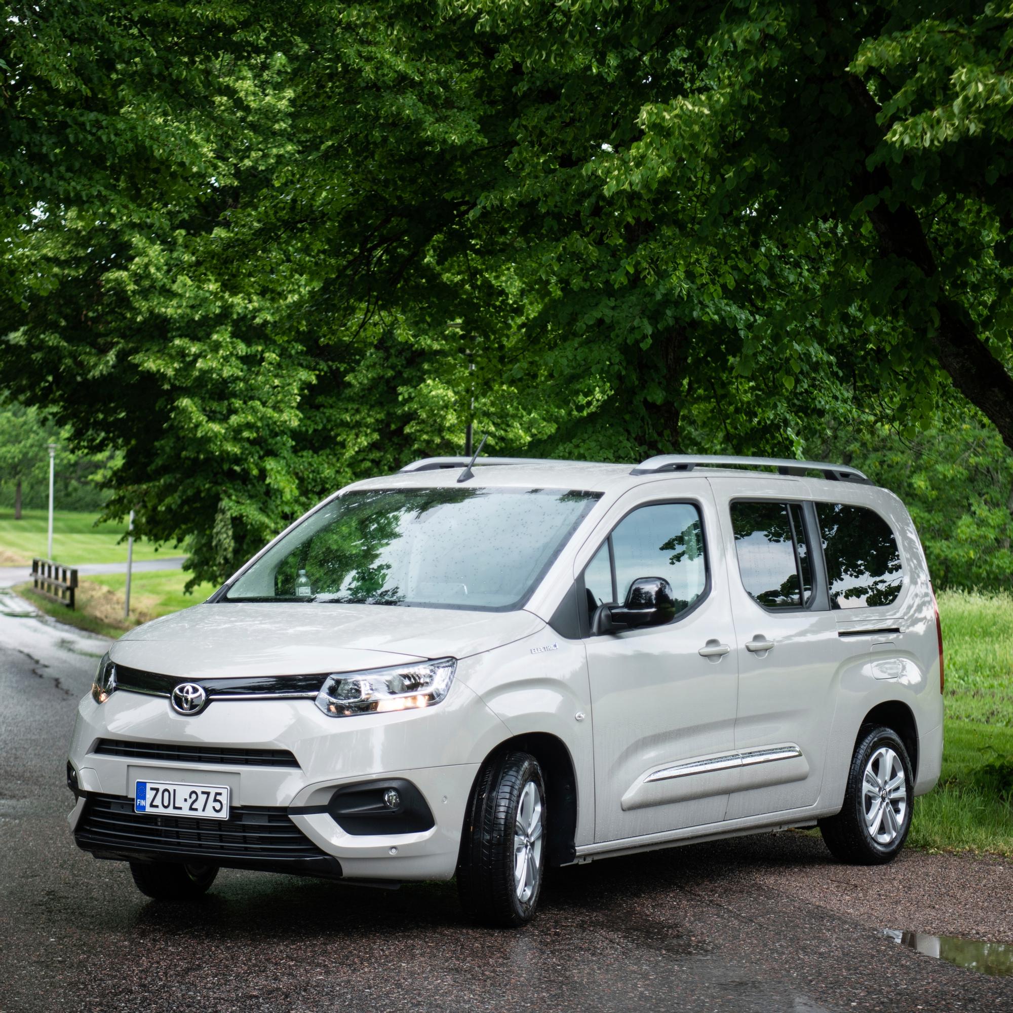 Toyota Proace City Verso – Suurperheen sähköauto kaupunkiajoon