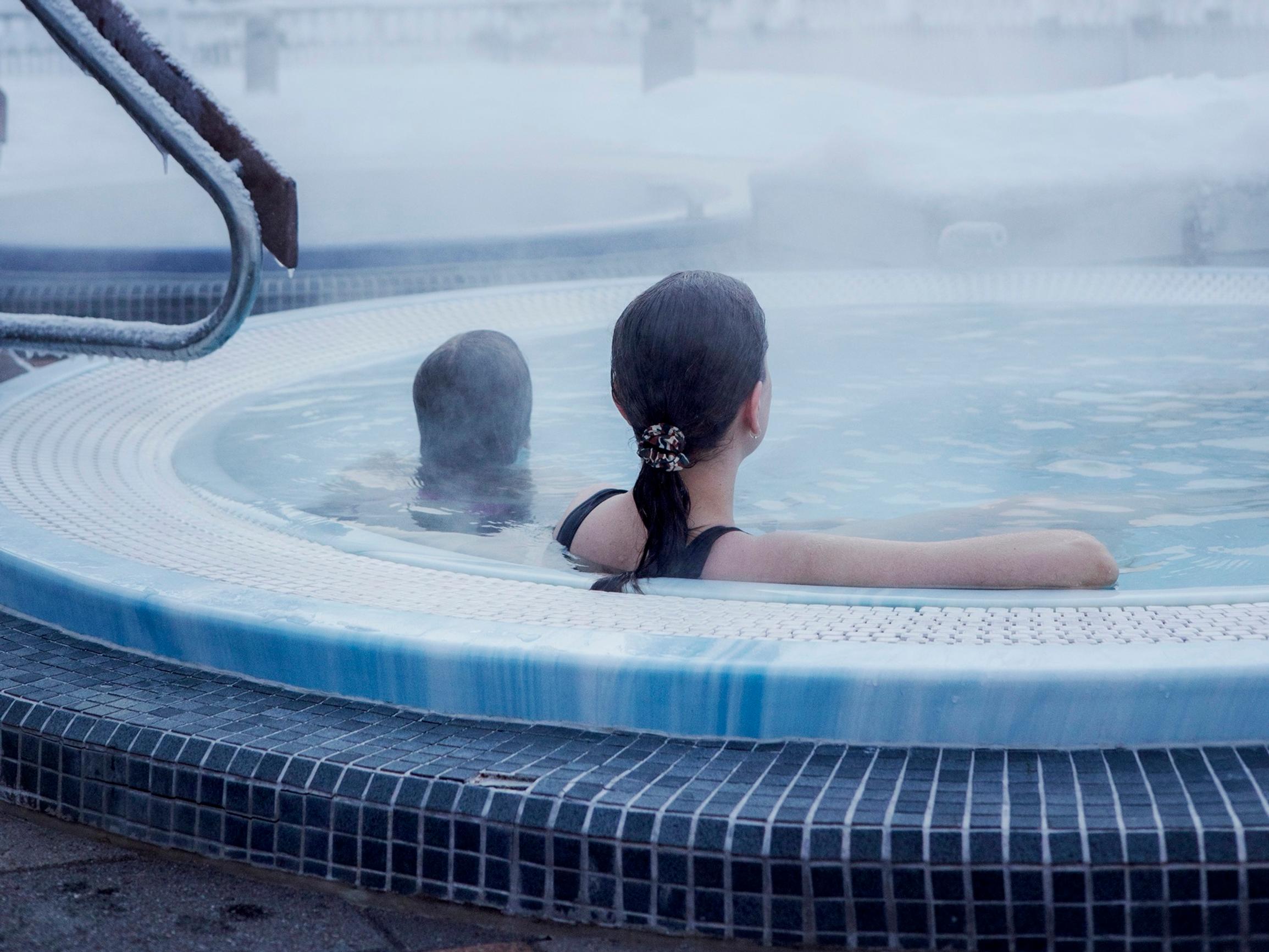 Kotimaan kylpylät ovat parhaimmillaan syksyllä ja talvella – Mondo testasi tunnelmalliset spa-hotellit Hangossa, Saimaalla ja Lapissa