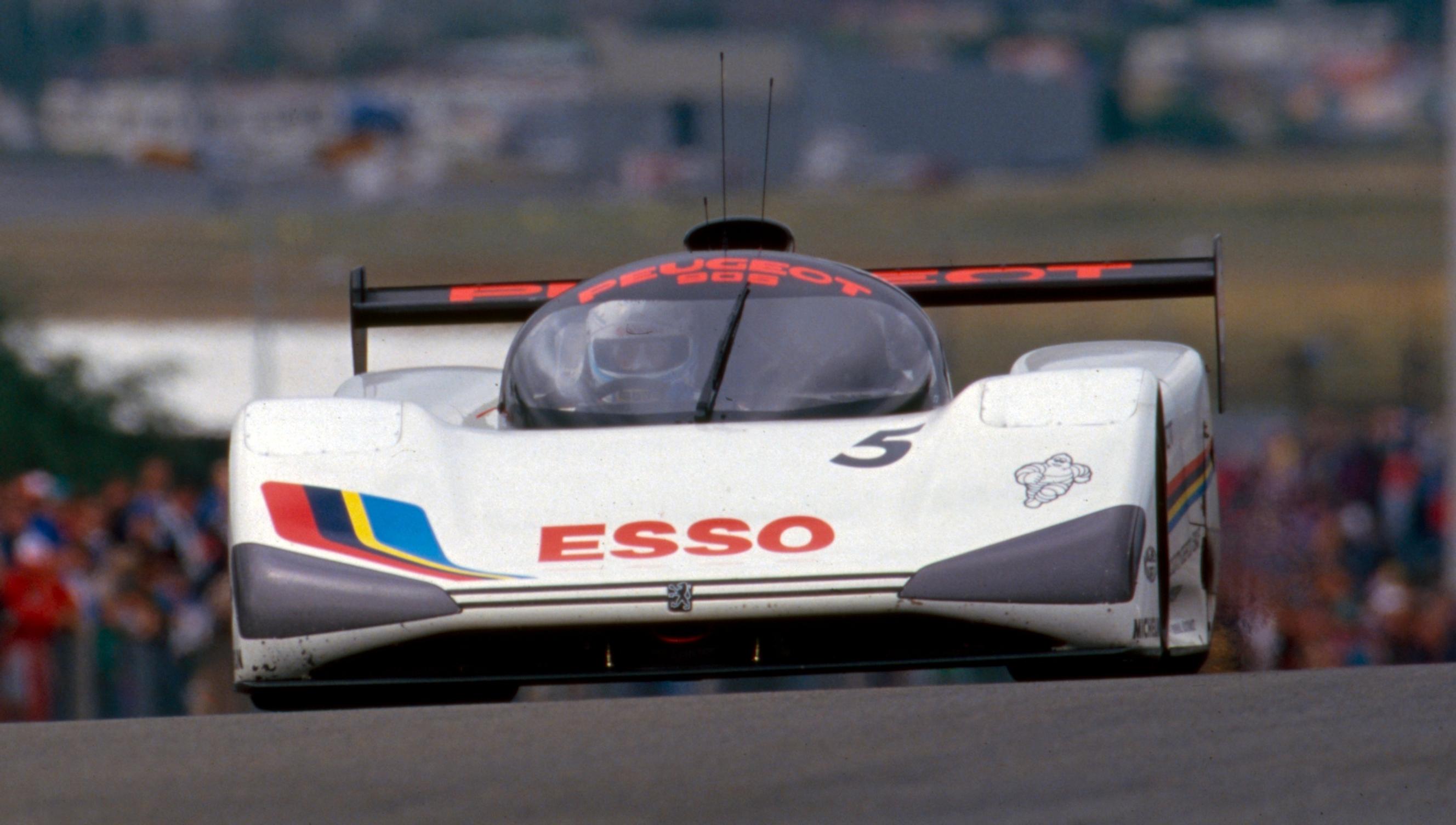Peugeot 905 voitti Le Mansin 24 tunnin kisa vuosina 1992 ja 1993.