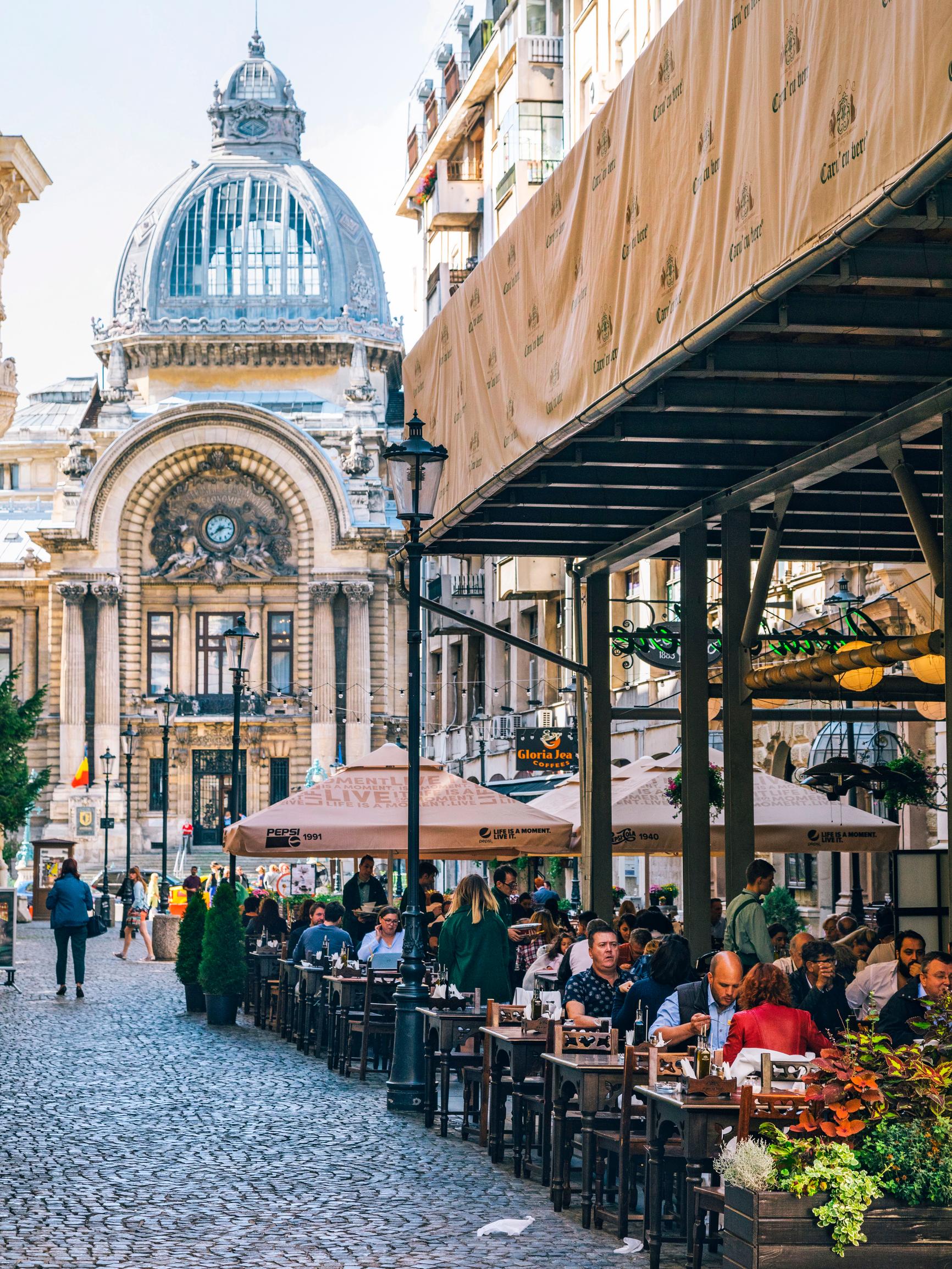 Bukarest – Itä-Euroopan helmi, jota turistitungos ei ole vielä pilannut