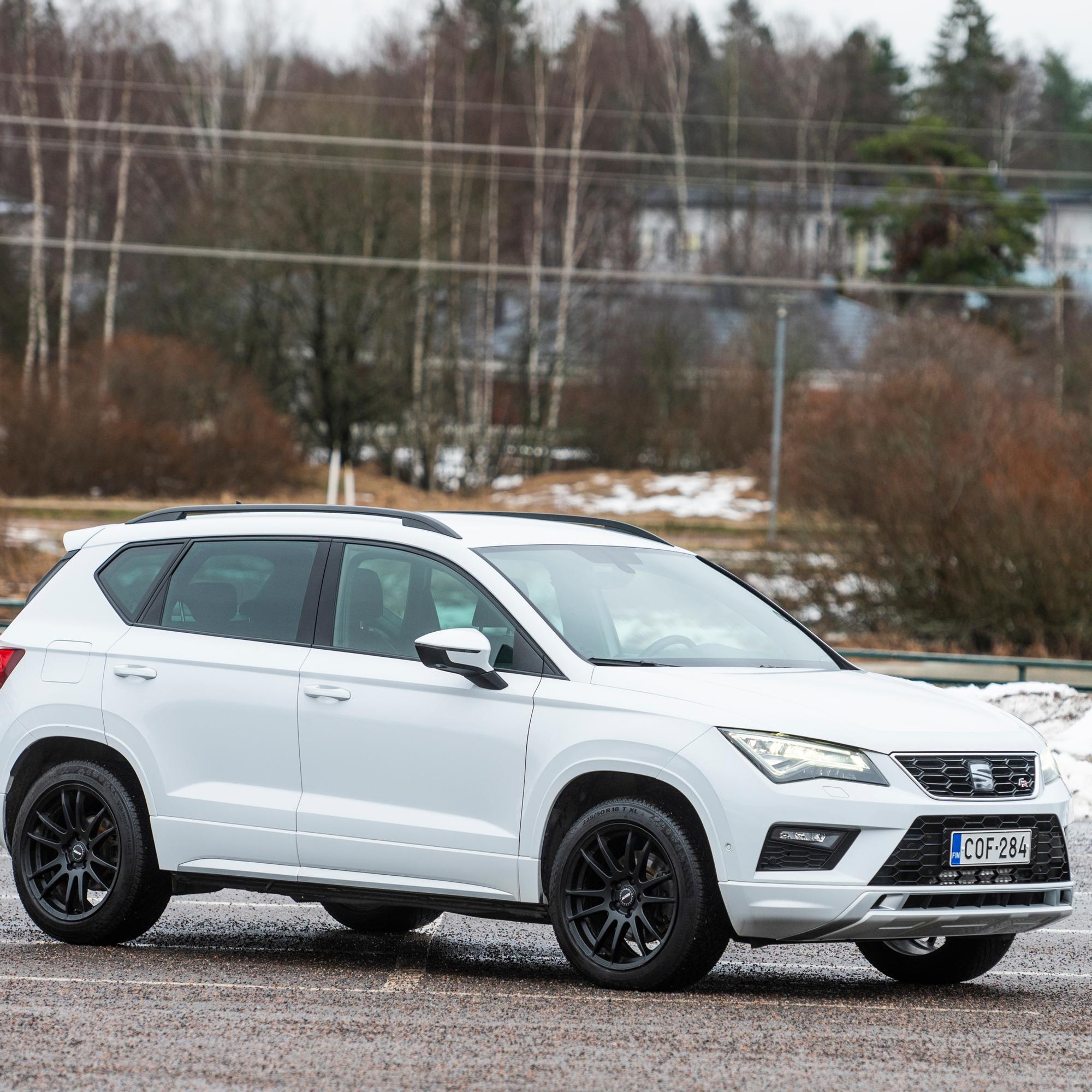 Latinovastine Skodalle – vuoden 2019 Seat Ateca 2.0 TSI 190 4DRIVE on varma ajettava, jonka tyyli ei petä 