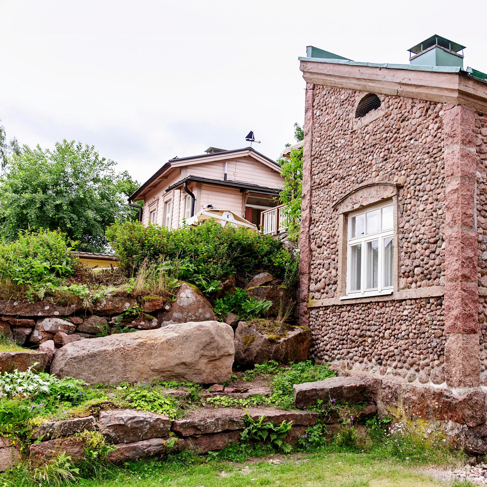Lumoava Loviisa: koe pikkukaupungin idylli, aisti historiaa ja herkuttele leivoksilla
