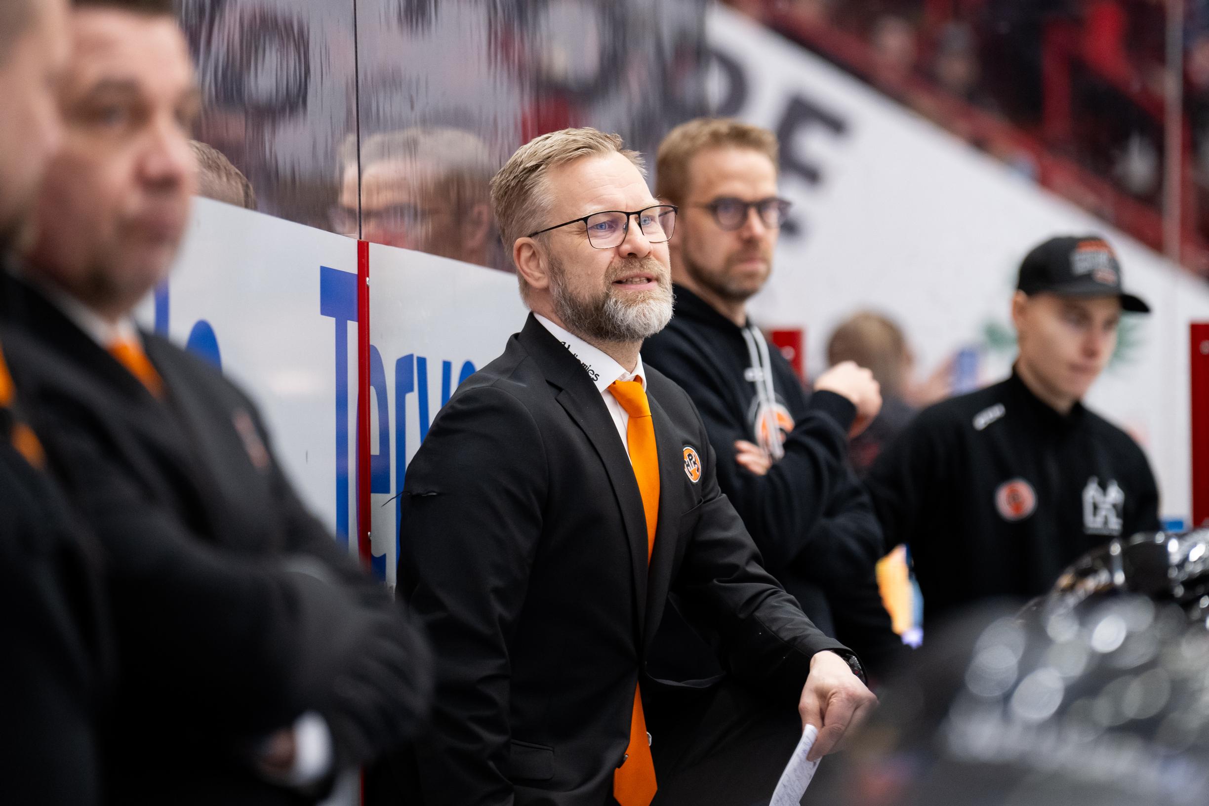 Petteri Sihvosen kierrosanalyysi SM-liigan pudotuspeleistä – HPK ulos, SaiPa, Sport, Ässät ja Kiekko-Espoo komeisiin voittoihin