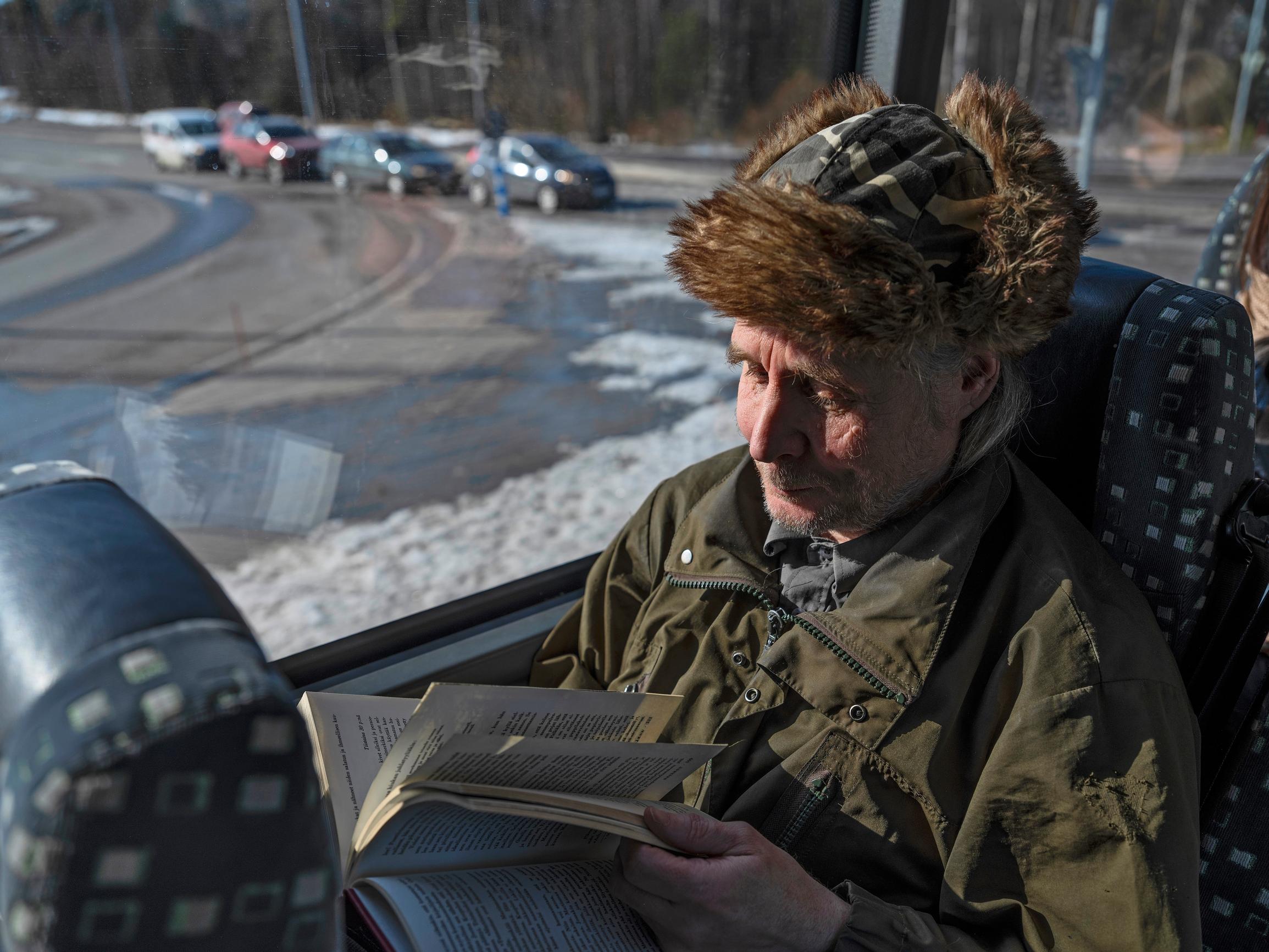 Oulun seudun bussiliikenne järkevöityi, kun vyöhykkeistä luovuttiin – Hyppäsimme päiväksi bussiin katsomaan, miten homma toimii