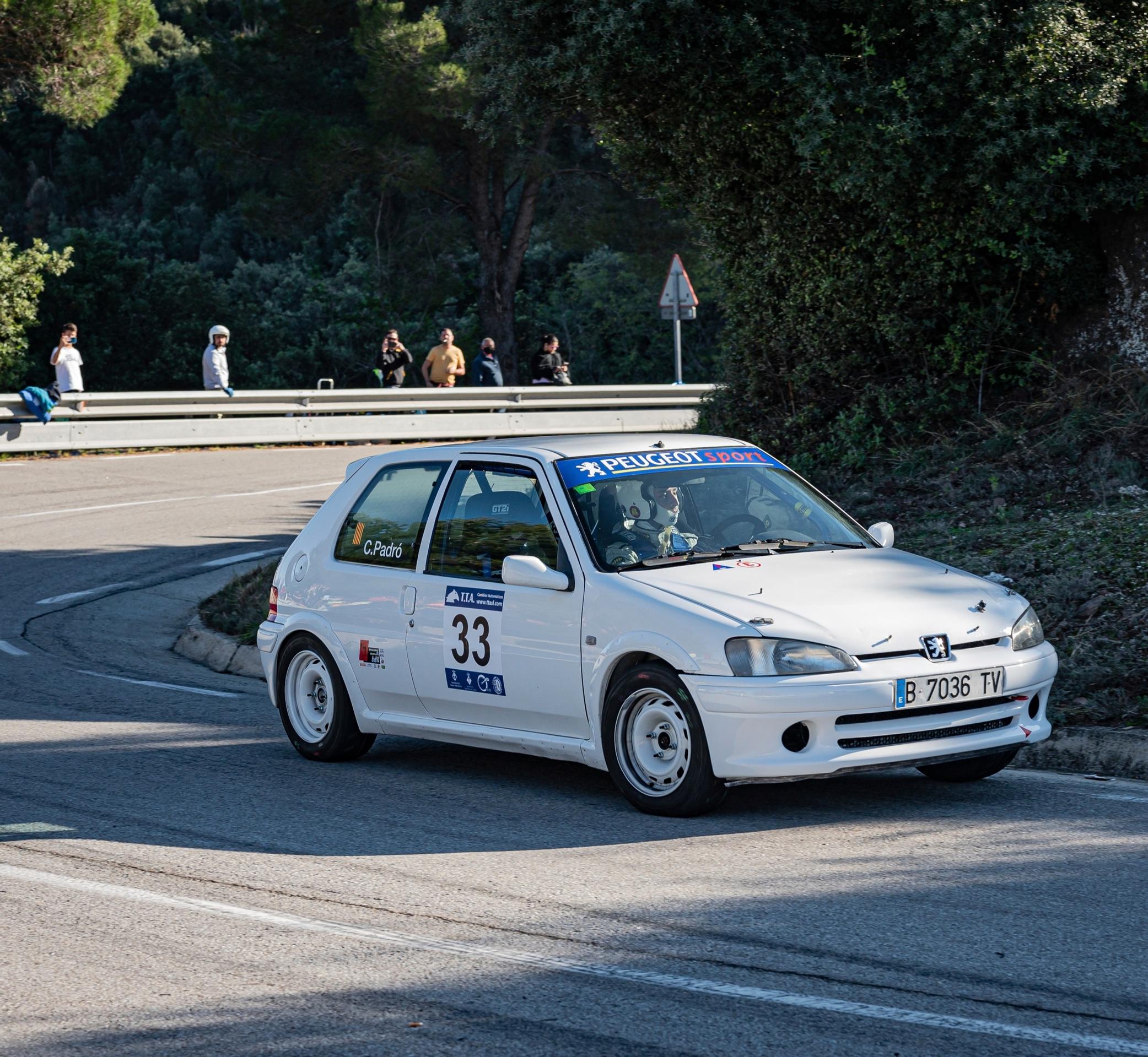 Peugeot 106 on pieni kirppu ja parhaimmillaan kaupunkiajossa, mutta taipuu myös kisapeliksi.