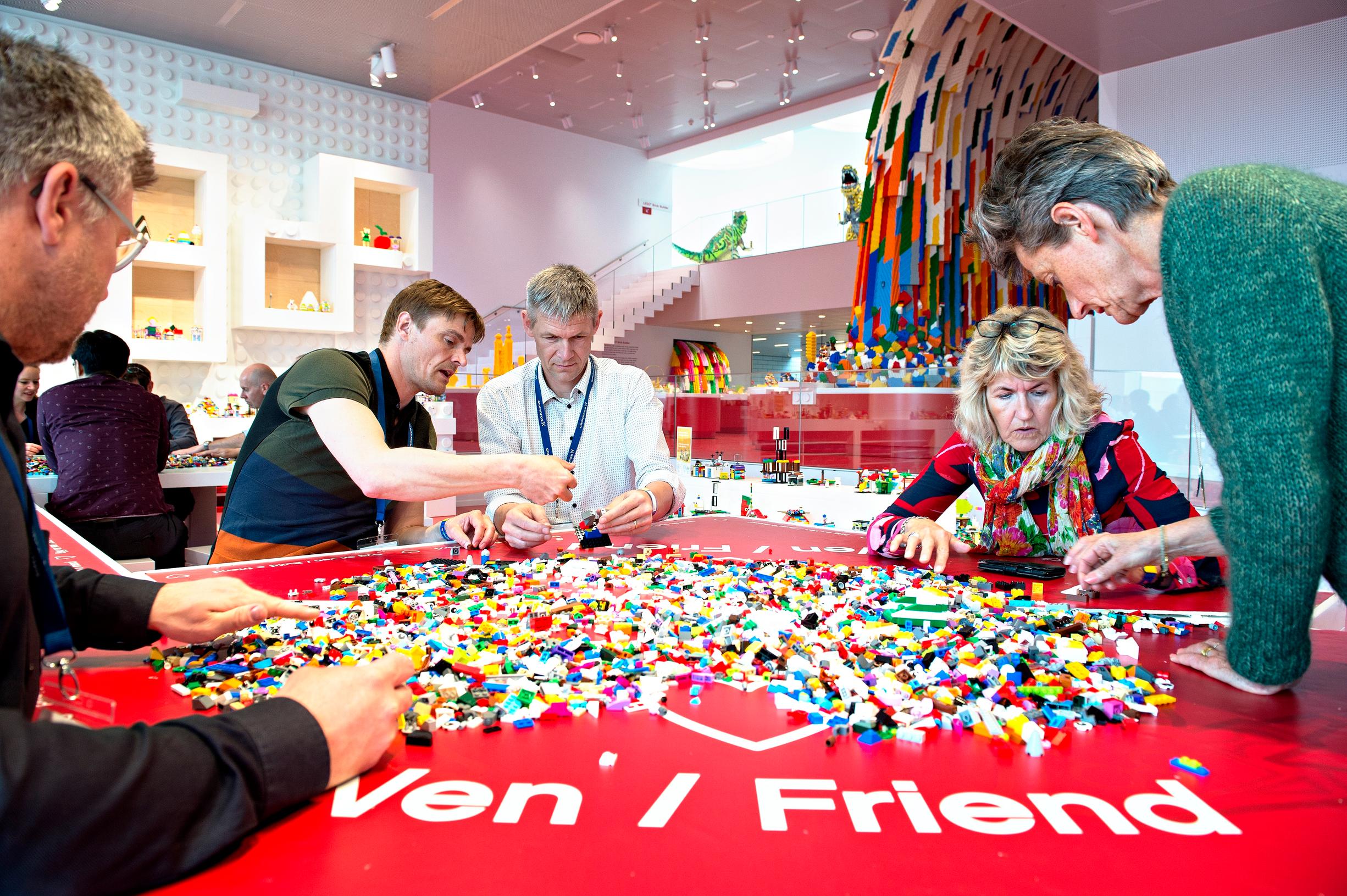 Legoland: Tanska on trendikäs lähimatkailukohde, jossa leikkiminen on sallittua myös aikuisille  