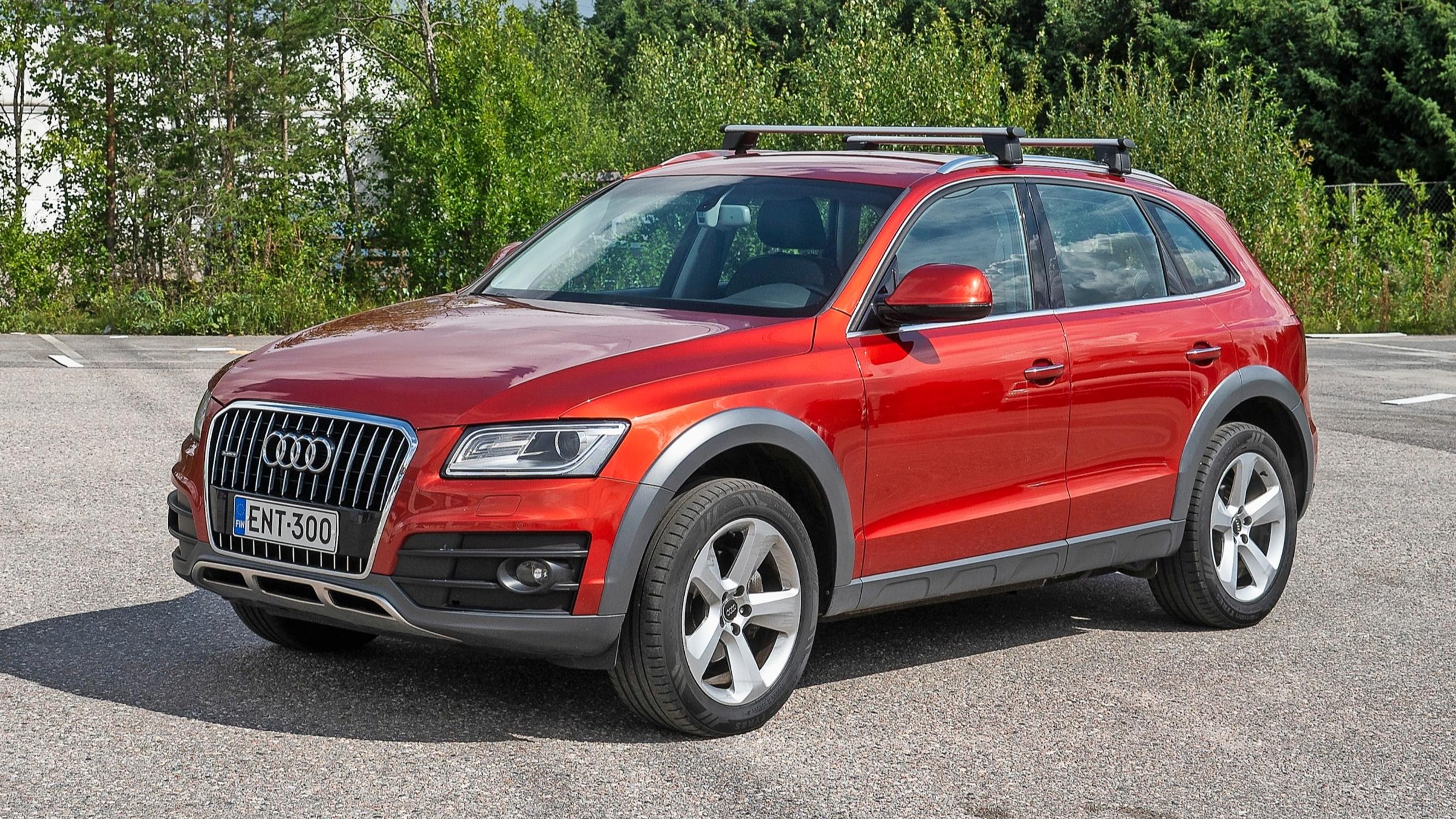 Audi Q5 vm. 2016 – Nelivetoinen Audi rapsakalla dieselkoneella – Tässä olisi joka sään kulkija, jolla pärjää kehnommissakin keleissä