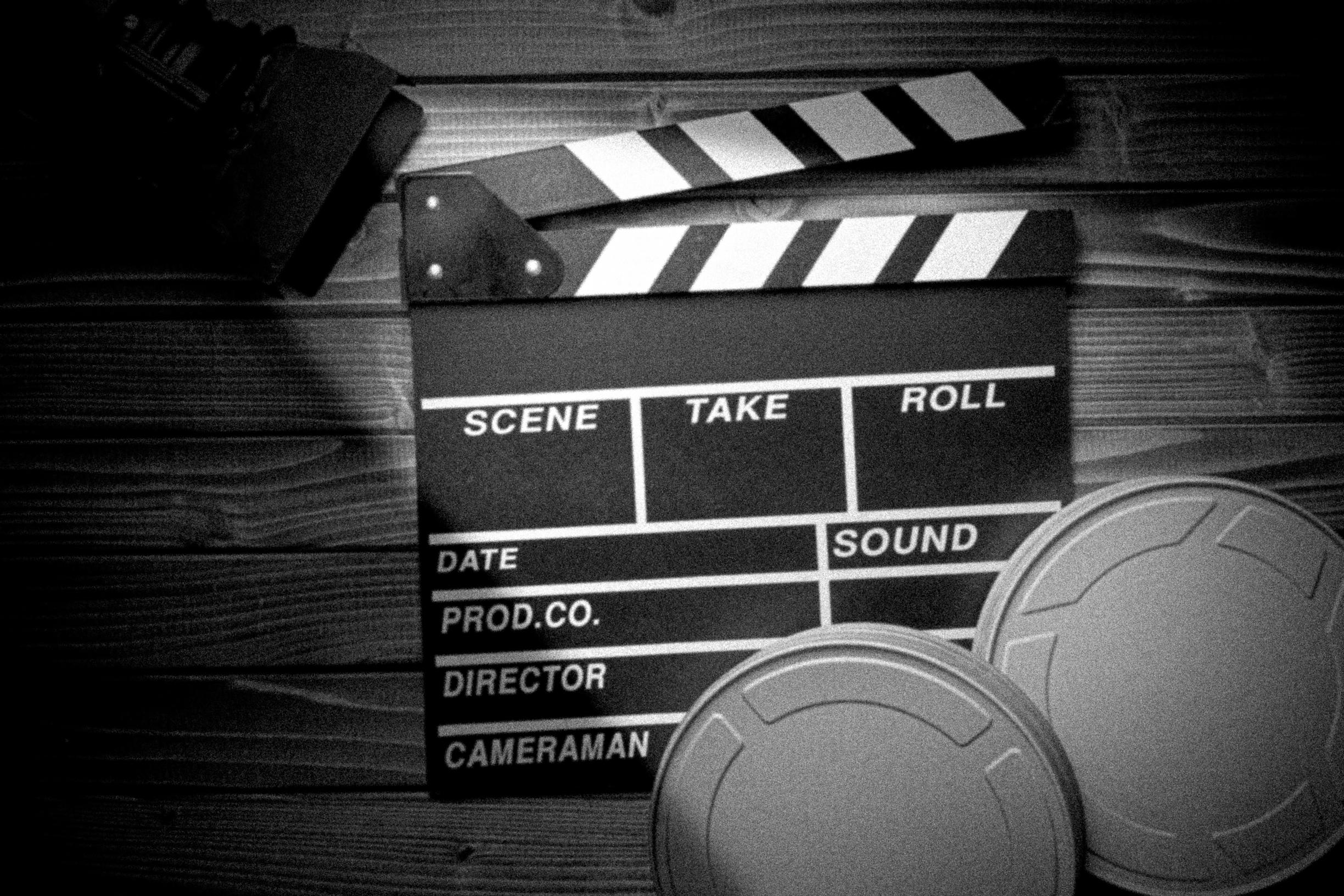 Kuolleeksi käsikirjoitettu – Sanni Myllyaho pohtii esseessään, millainen elokuvan maailma on vammaiselle katsojalle