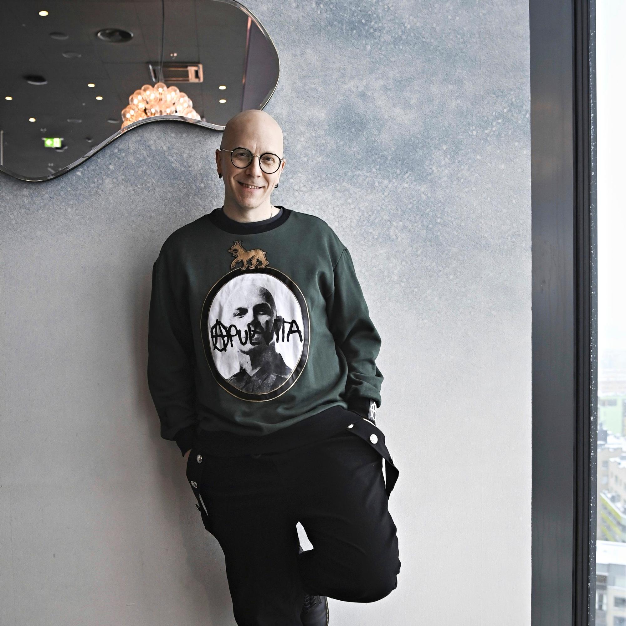 Toni Wirtanen sopi vaimonsa kanssa jättävänsä lentoharrastuksensa tauolle pikkulapsiajaksi: "Harrastelentämisen kuolleisuusaste on kuitenkin melko korkea"