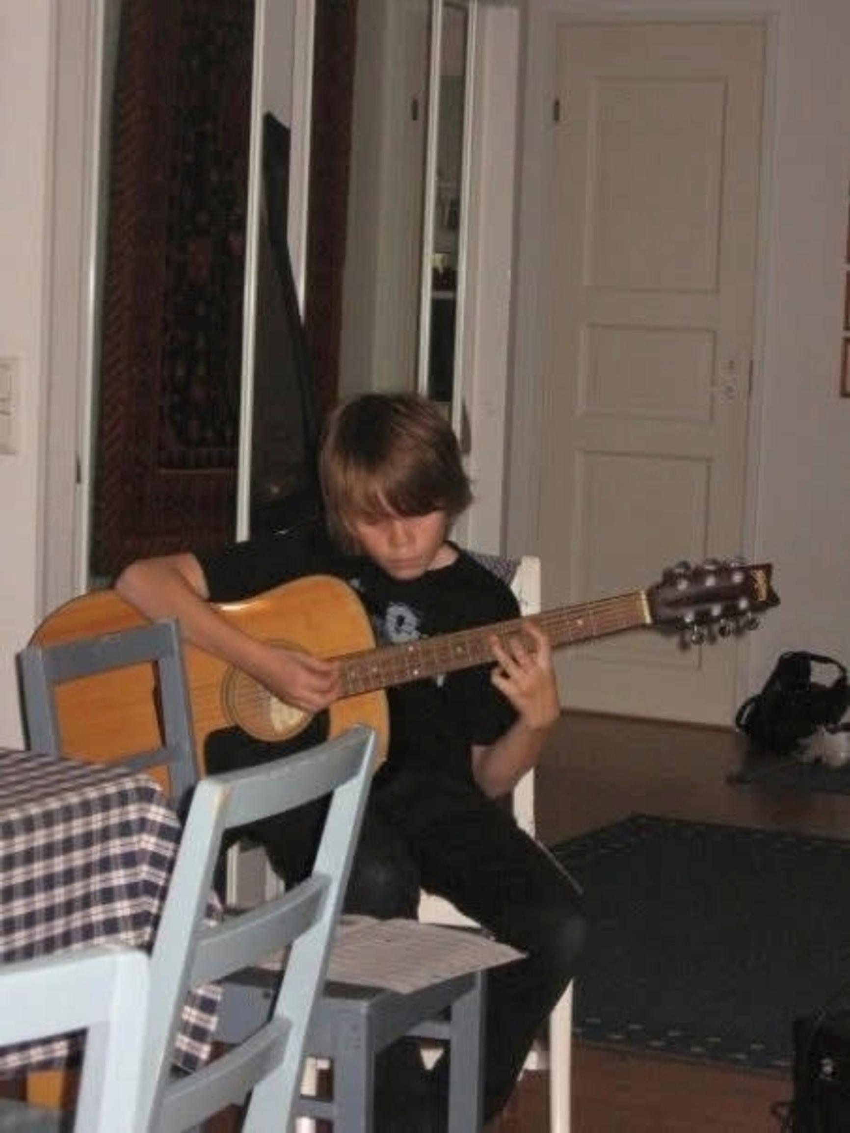 Lauri Haav menetti äitinsä läpimurtovuotenaan – ”Hän sanoi aina, että Lauri tekee jotain muuta”