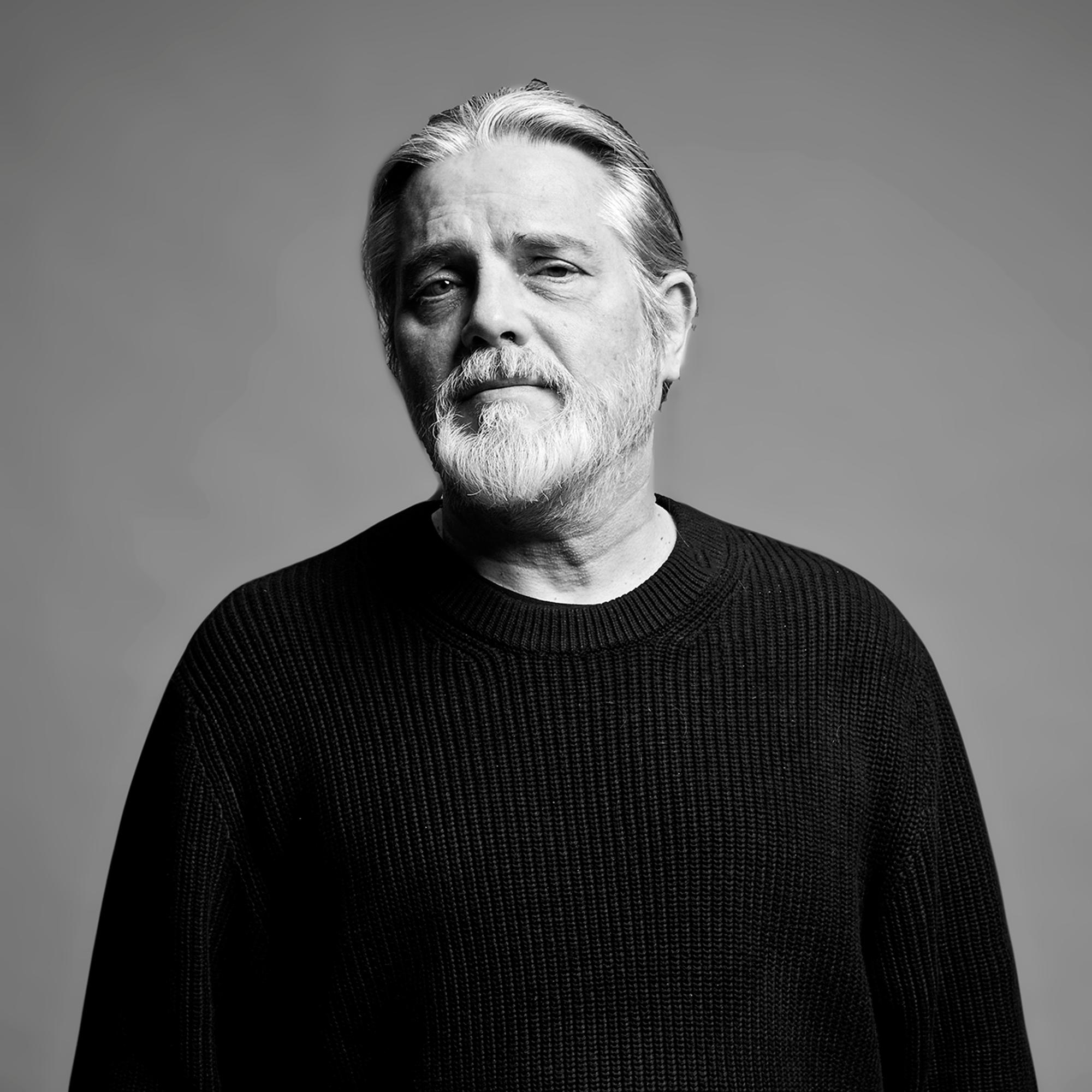 50 vuotta painajaisia ja unikuvia – Hyppäsin tappaja-auton kyytiin ja nyt omistan 160 Stephen Kingin kirjaa