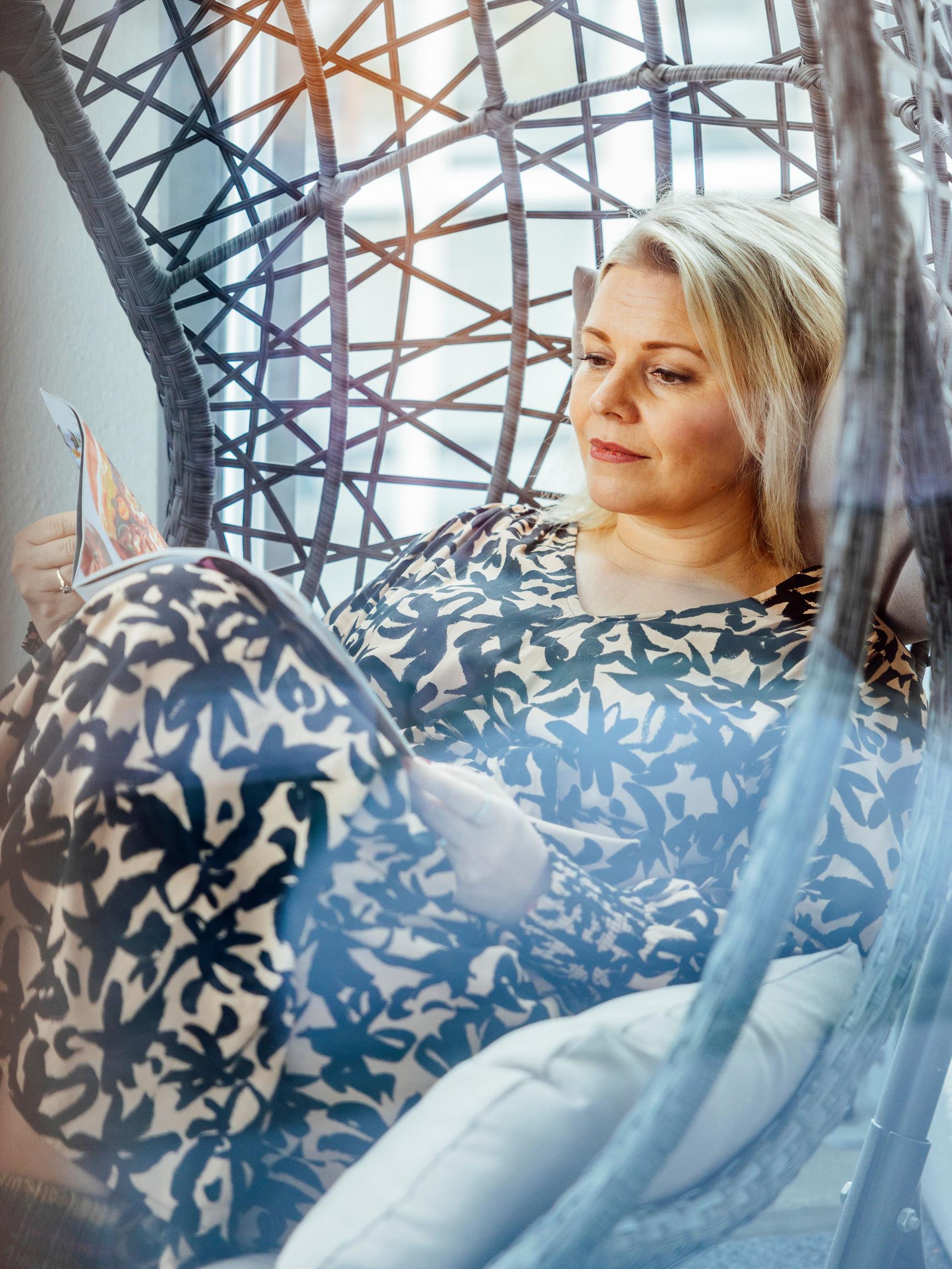 Salkkareista rekrytoijaksi hypännyt Kirsi Ståhlberg tietää, millainen työhakemus erottuu – ”Noin 150 muuta on kirjoittanut täysin saman lauseen”