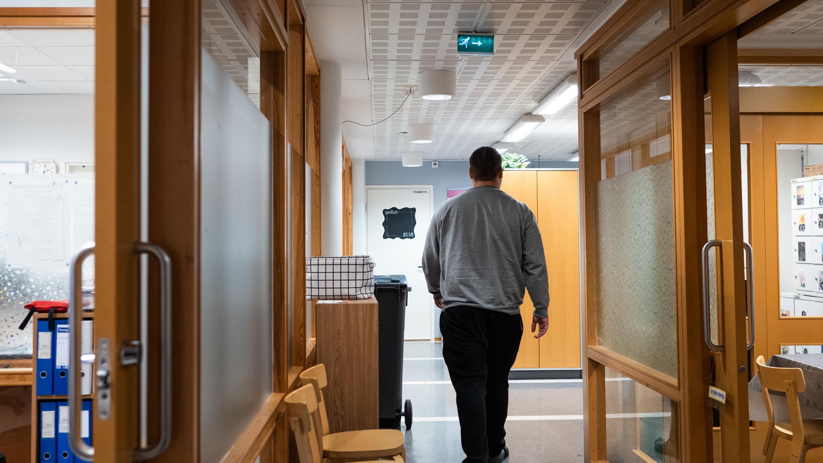 Porilainen Roope mietti jo kuolemaa – Apu löytyi Klubitalosta, mutta nyt mielenterveysjärjestöjen toiminta on vaarassa hallituksen leikkausten vuoksi