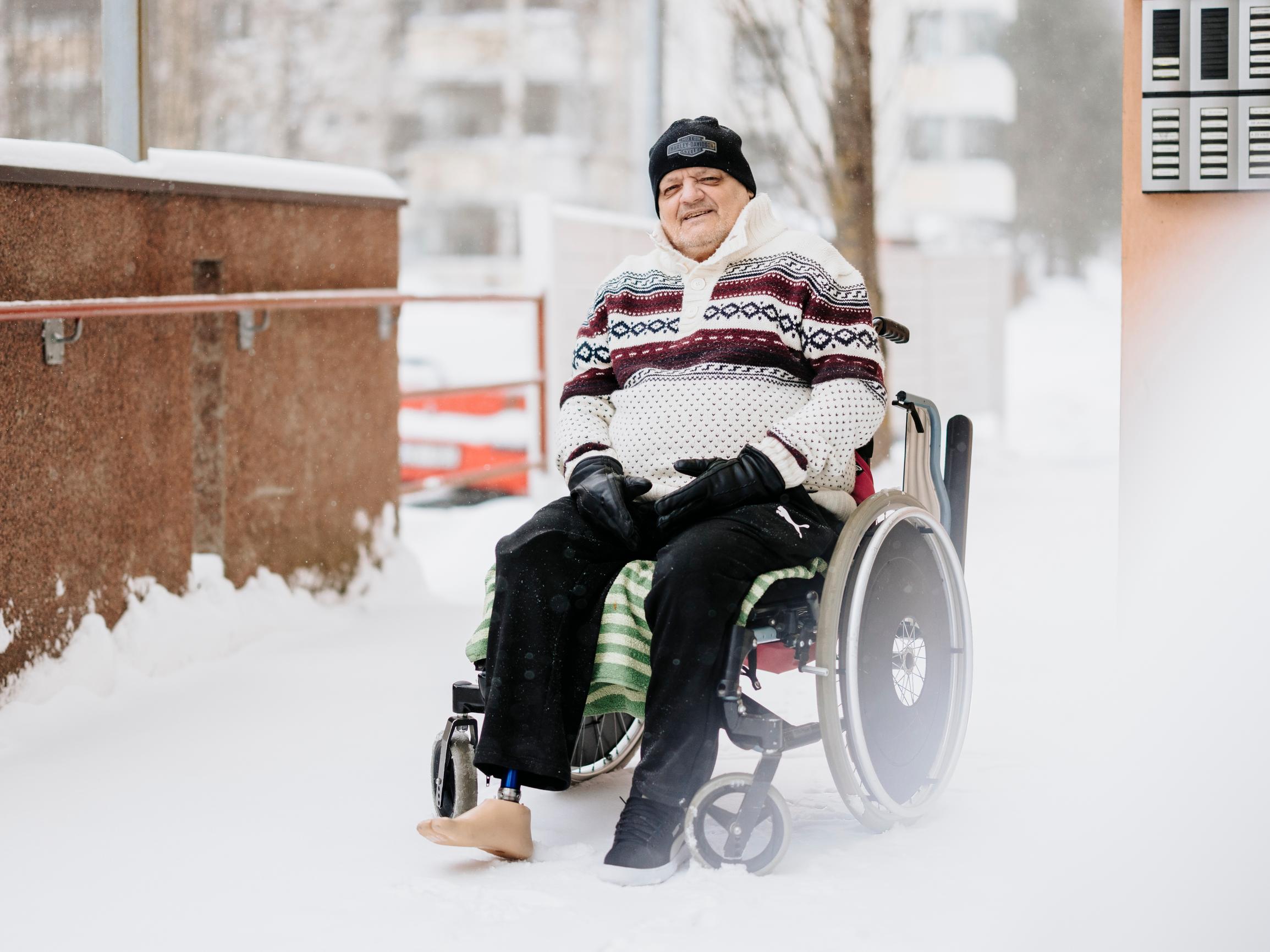 Jääkiekko oli valmentaja Hannu Salolle henki ja elämä mutta piilossa ollut sairaus muutti kaiken: ”Antaisin toisenkin koipeni, jos se palauttaisi näön”