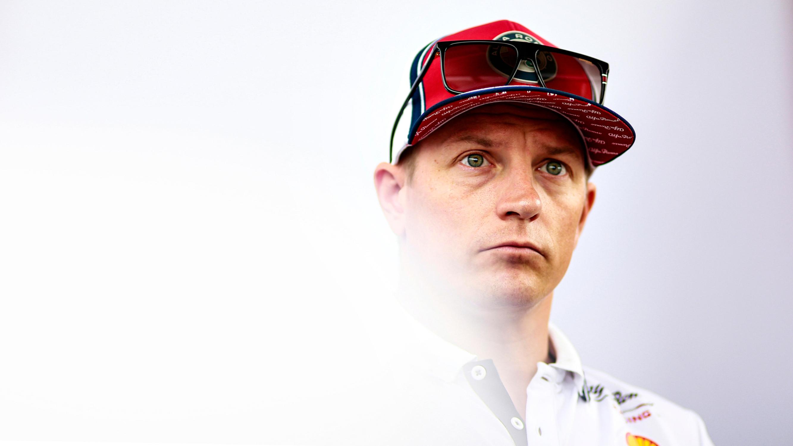 Uransa lopettava Kimi Räikkönen kyllästyi noudattamaan tiukkoja F1-aikatauluja: "Robin odottaa sitä, että olen enemmän hänen kanssaan"
