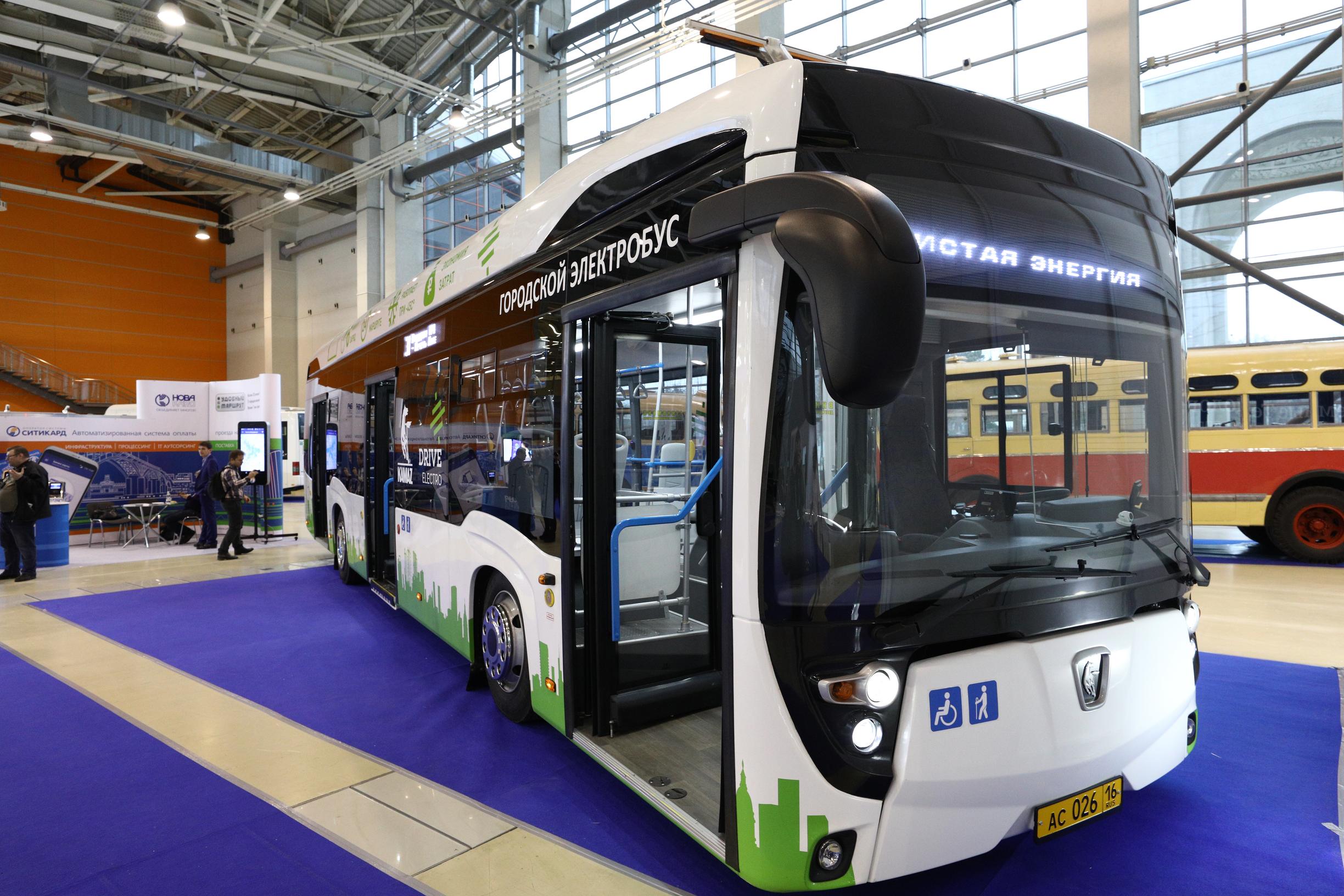 Kiinalainen suurkaupunki jysäytti – kaikki bussit sähköistettiin