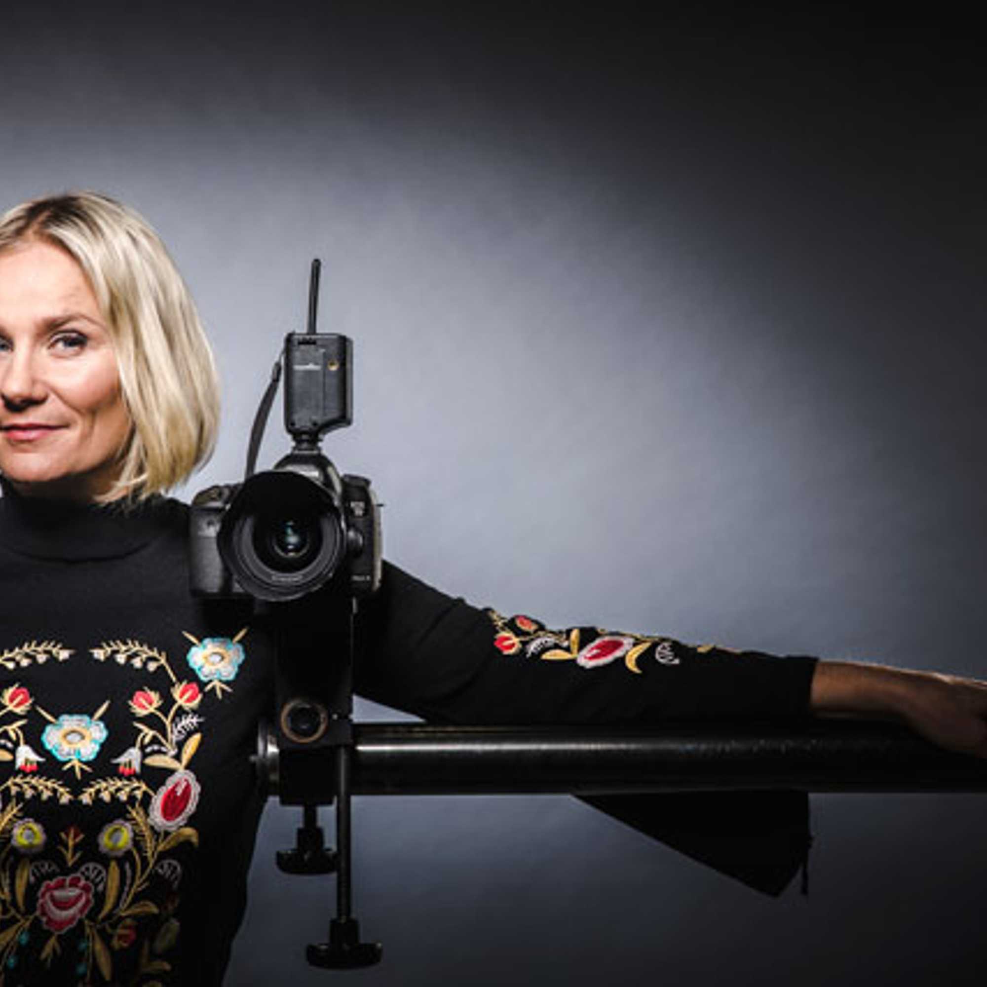 Laura Malmivaara oli jättää näyttelijän uran Harkitsin muotokuvaamon