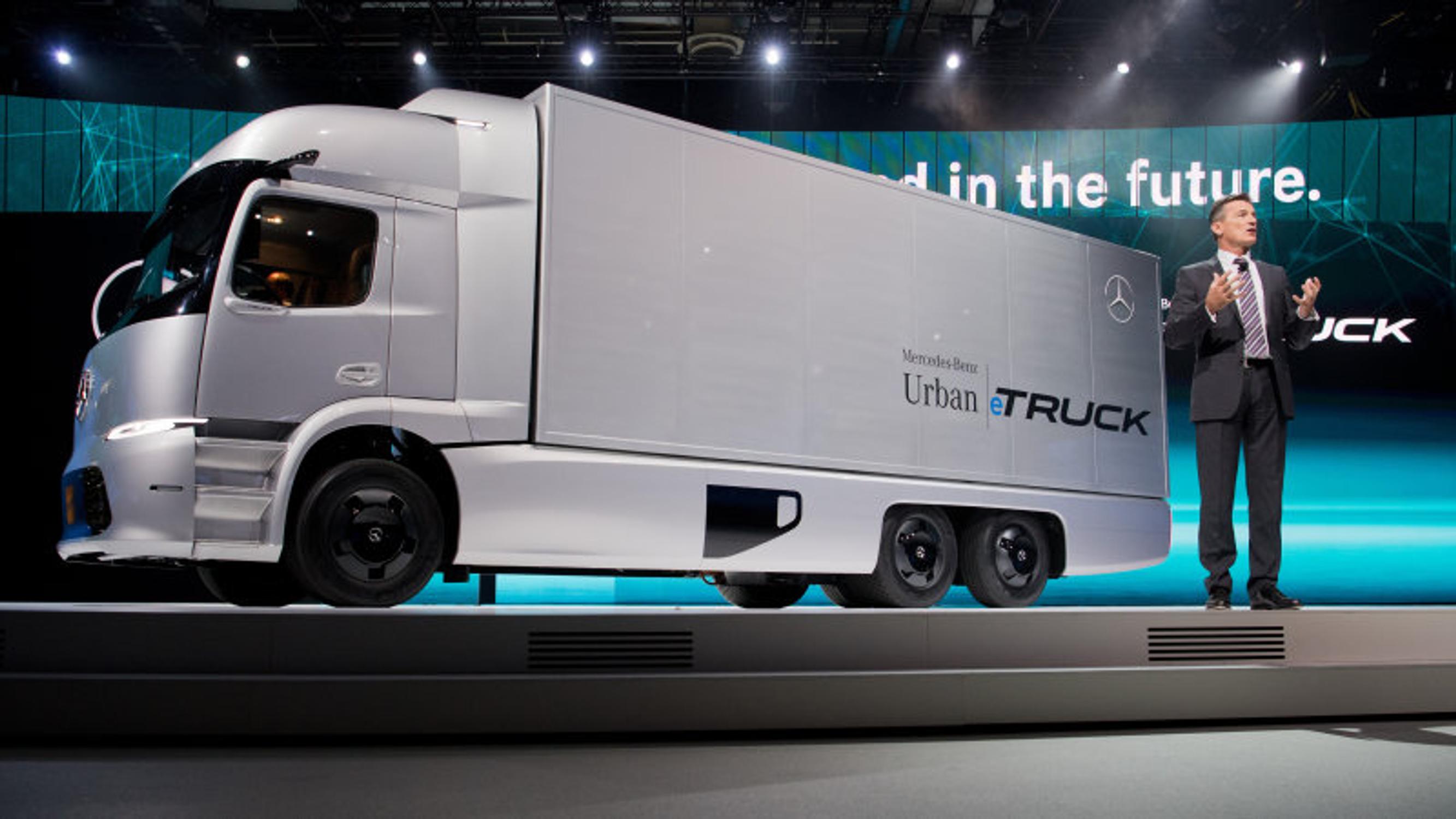 Daimler aloittamassa sähkörekkojen sarjatuotannon