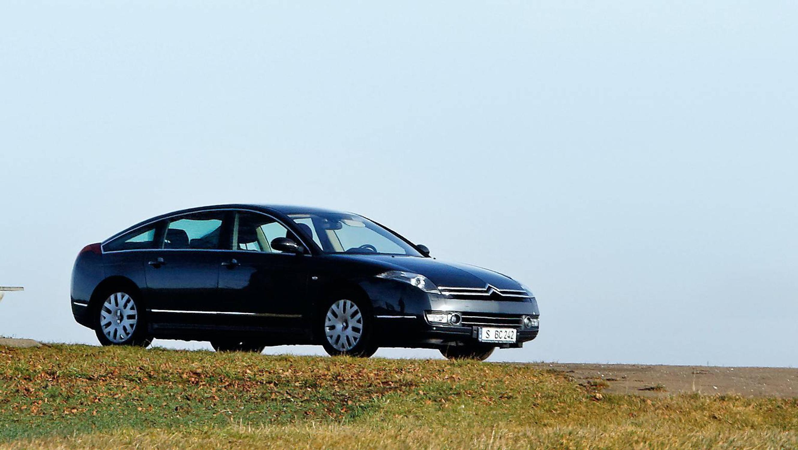 Koeajossa: Edesmennyt Citroën C6 – rauhaa ja pehmeyttä