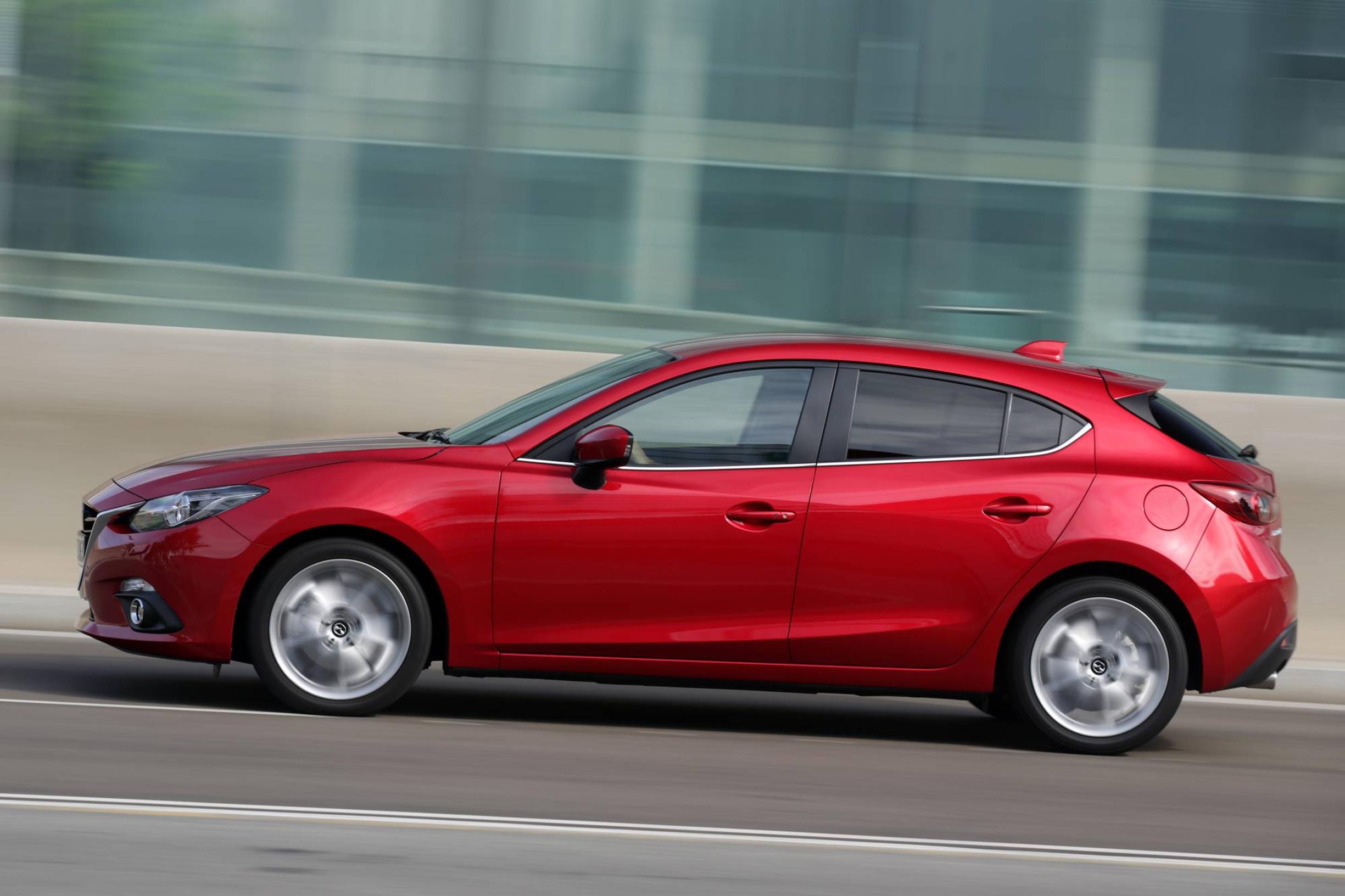 Koeajossa: Mazda 3 Hybrid – vain Japanin markkinoille