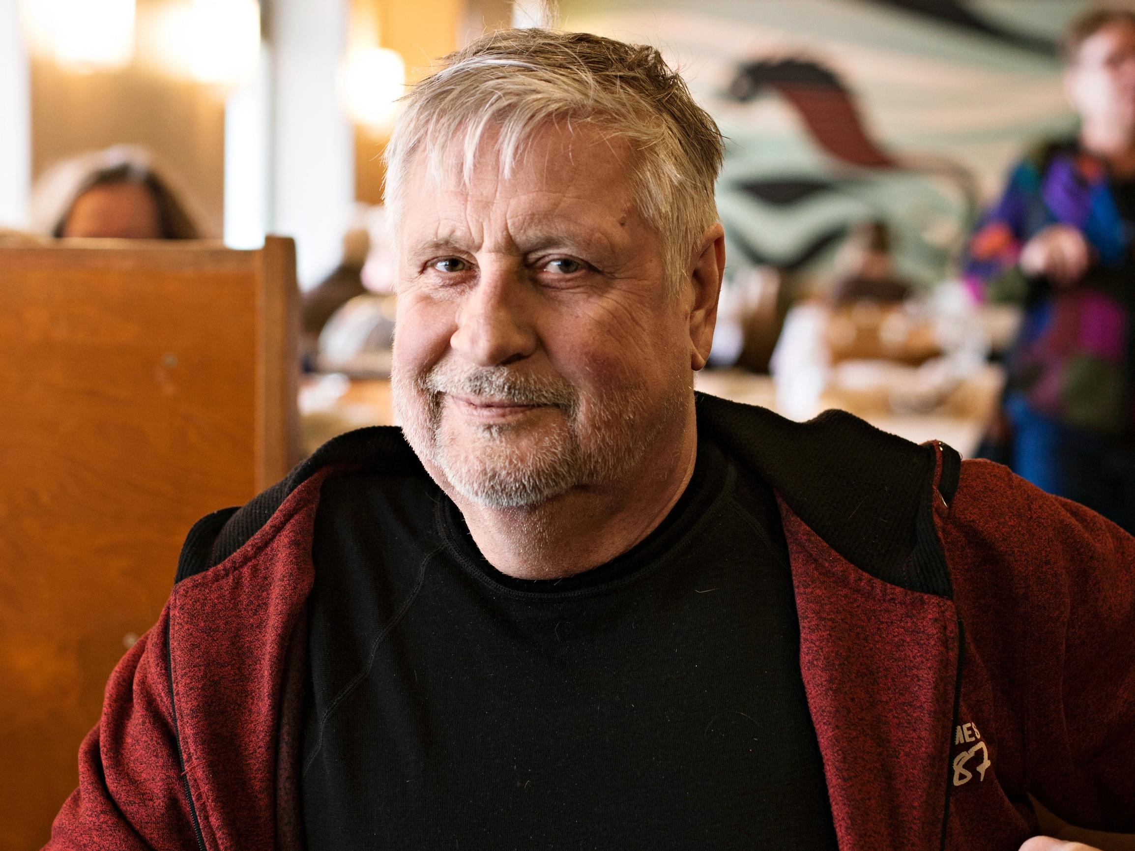 Kommunismin aate on kuollut, mutta laulut elävät – Olinhan noita laulanut minäkin, intoa hehkuen, enkä häpeä sitä yhtään